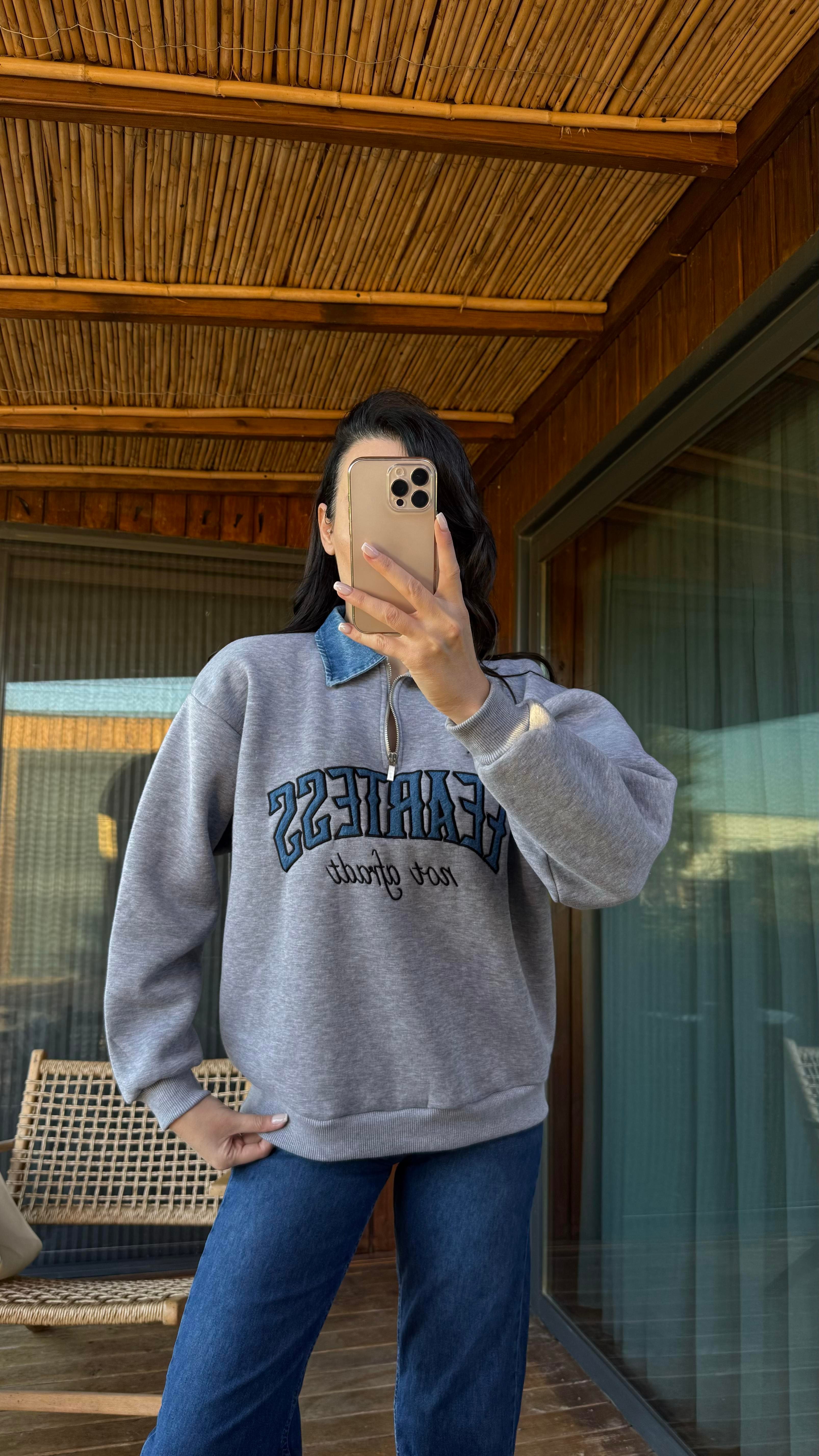 Gri Yakası Kot Detaylı Sweat