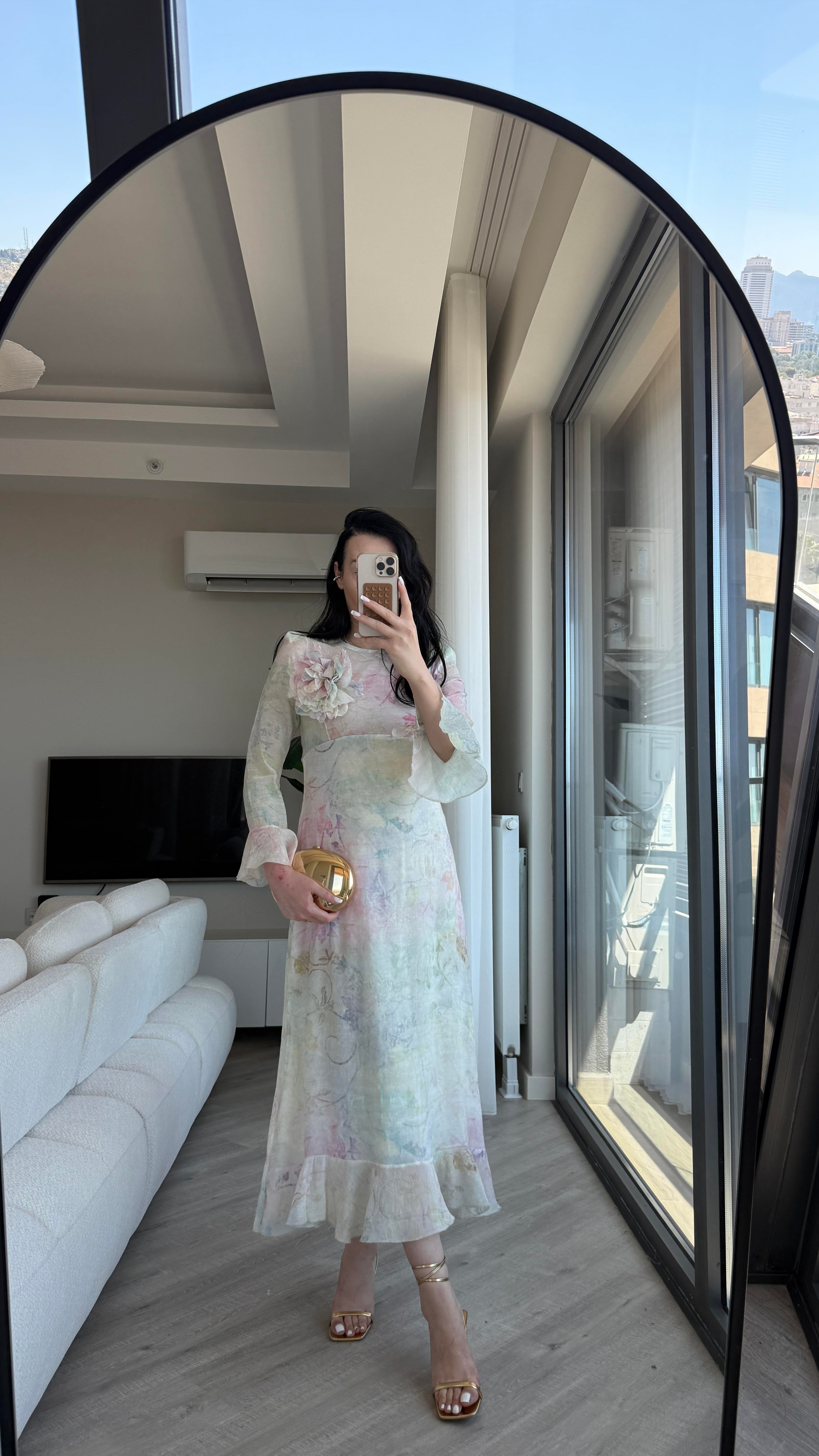 Gül Detaylı Pastel Elbise