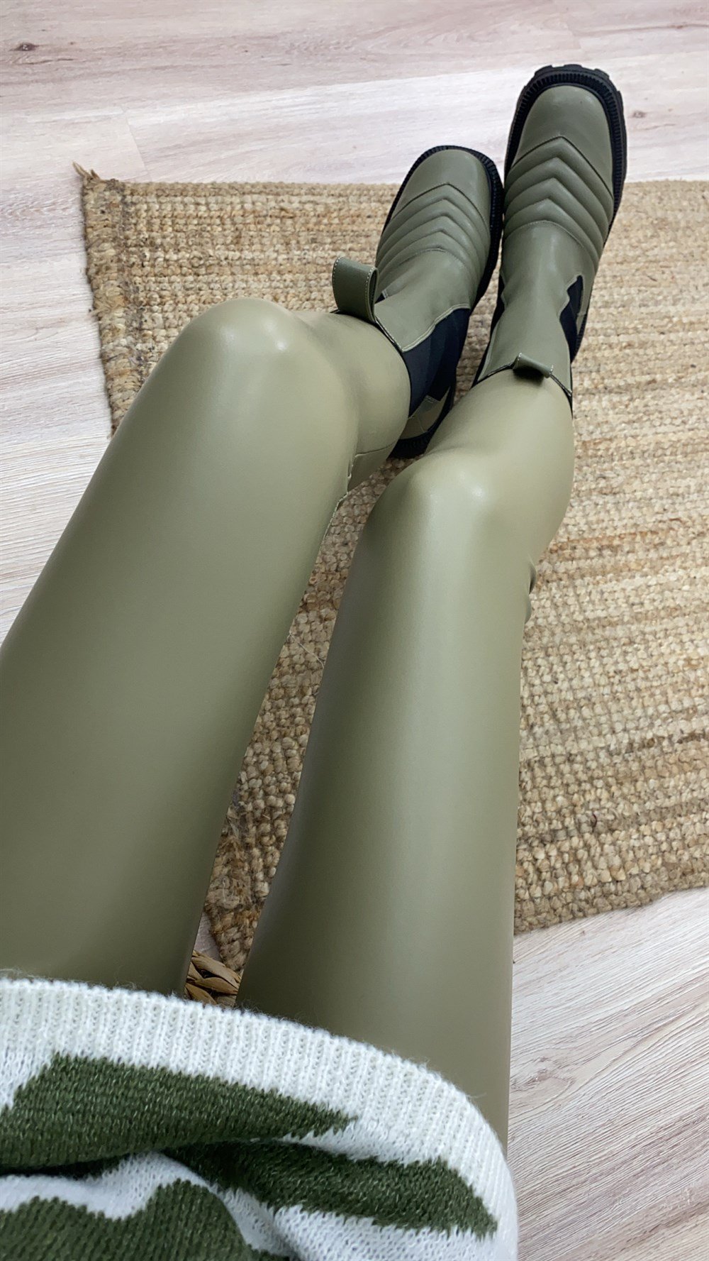 Haki İçi Kürklü Deri Tayt