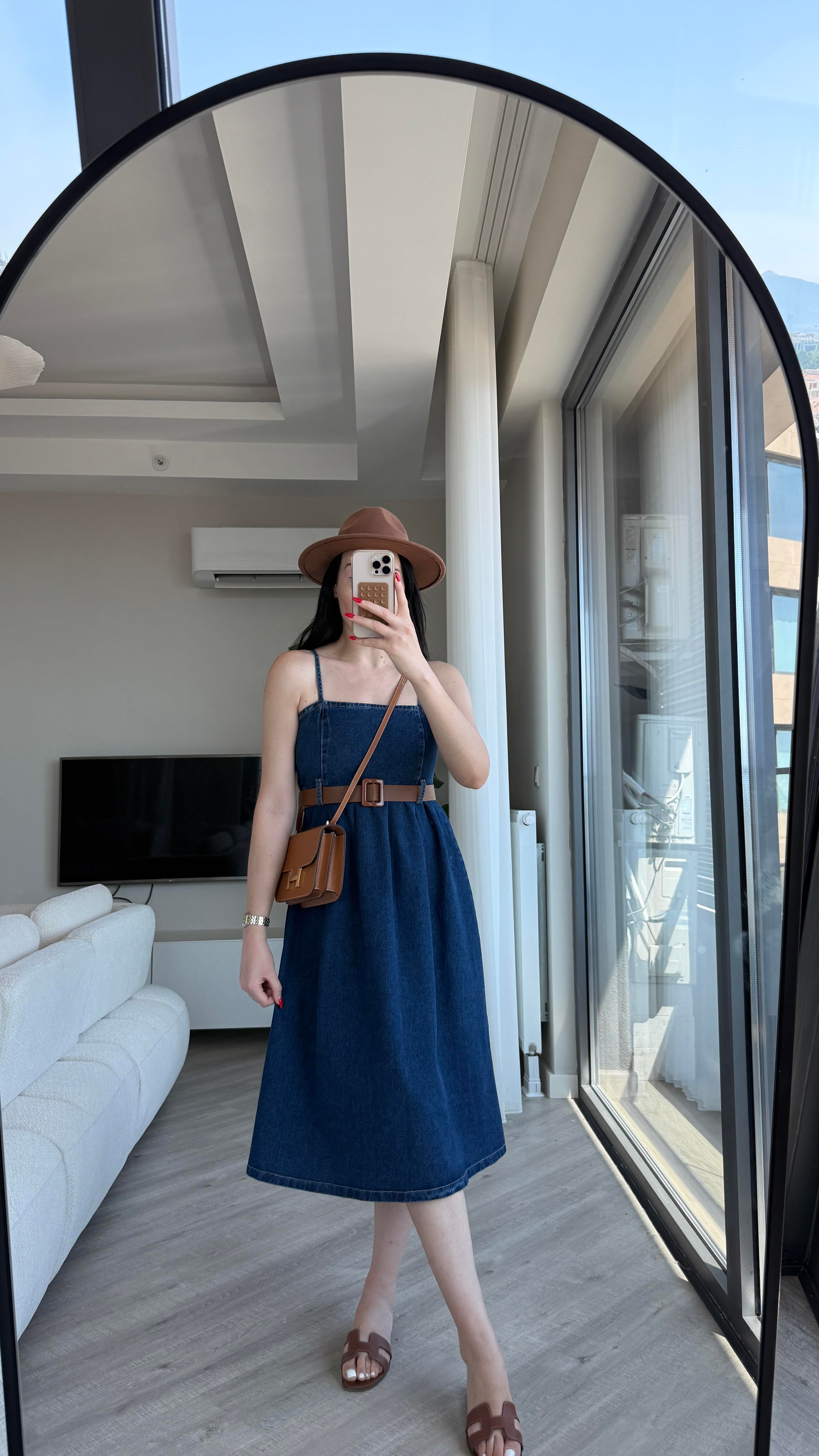 İp Askılı Kemerli Denim Elbise