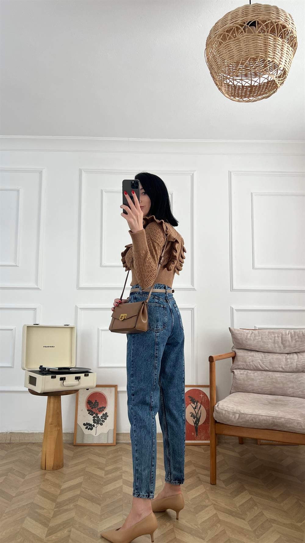Koyu Kar Yıkama Parçalı Mom Fit Jean