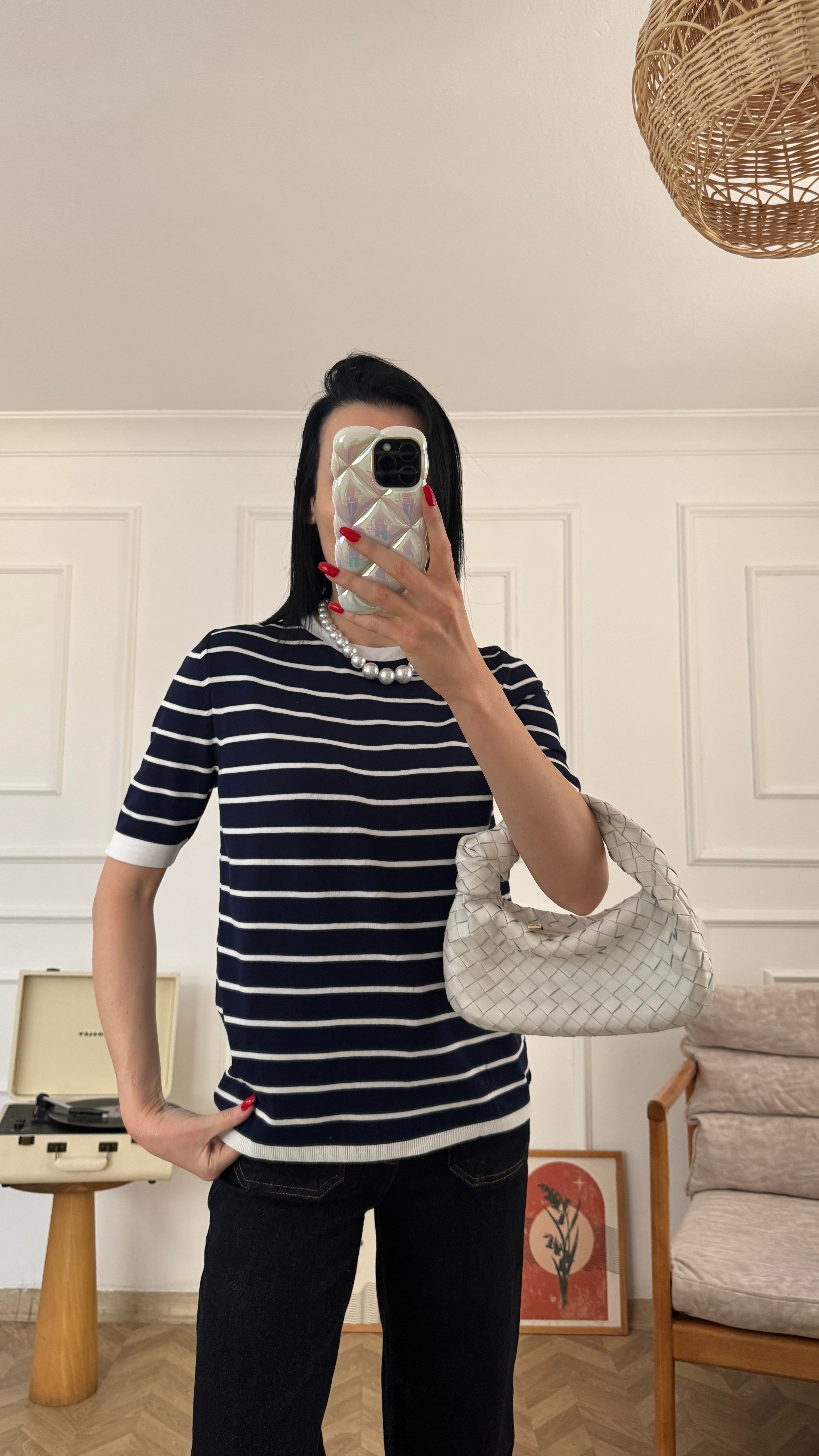 Lacivert Beyaz Çizgili Likralı Triko Tshirt