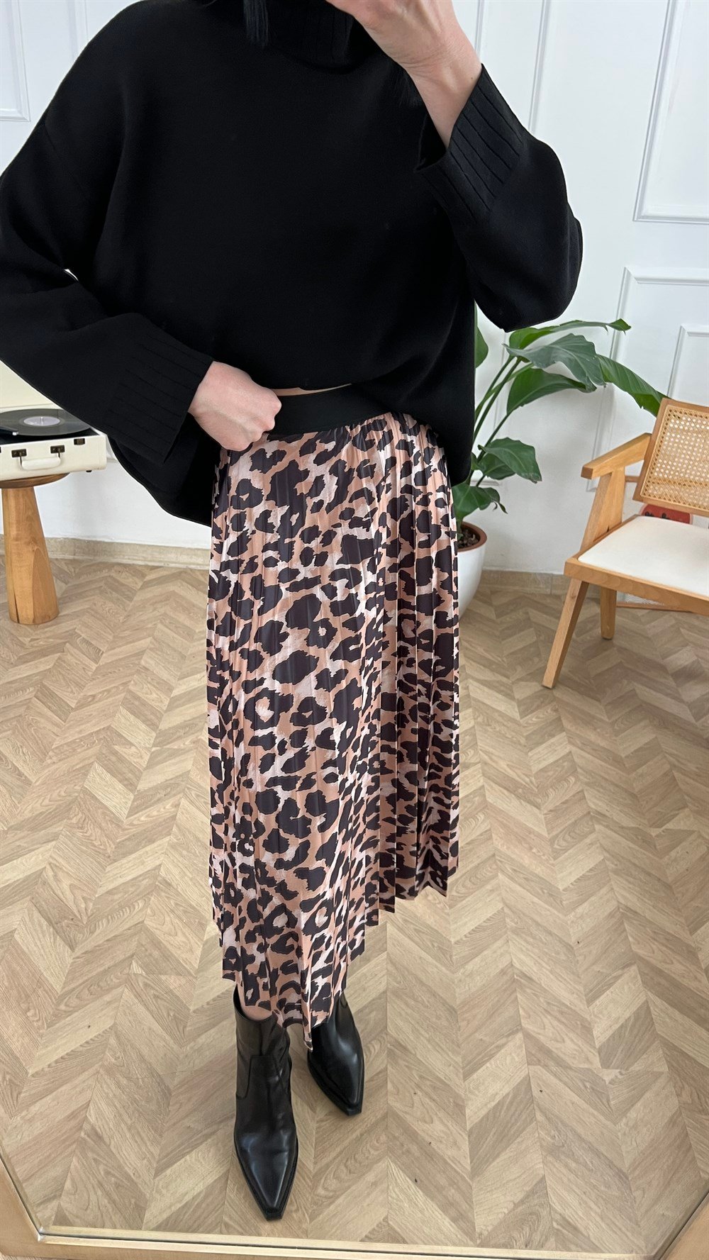Leopar Desen Pileli Etek