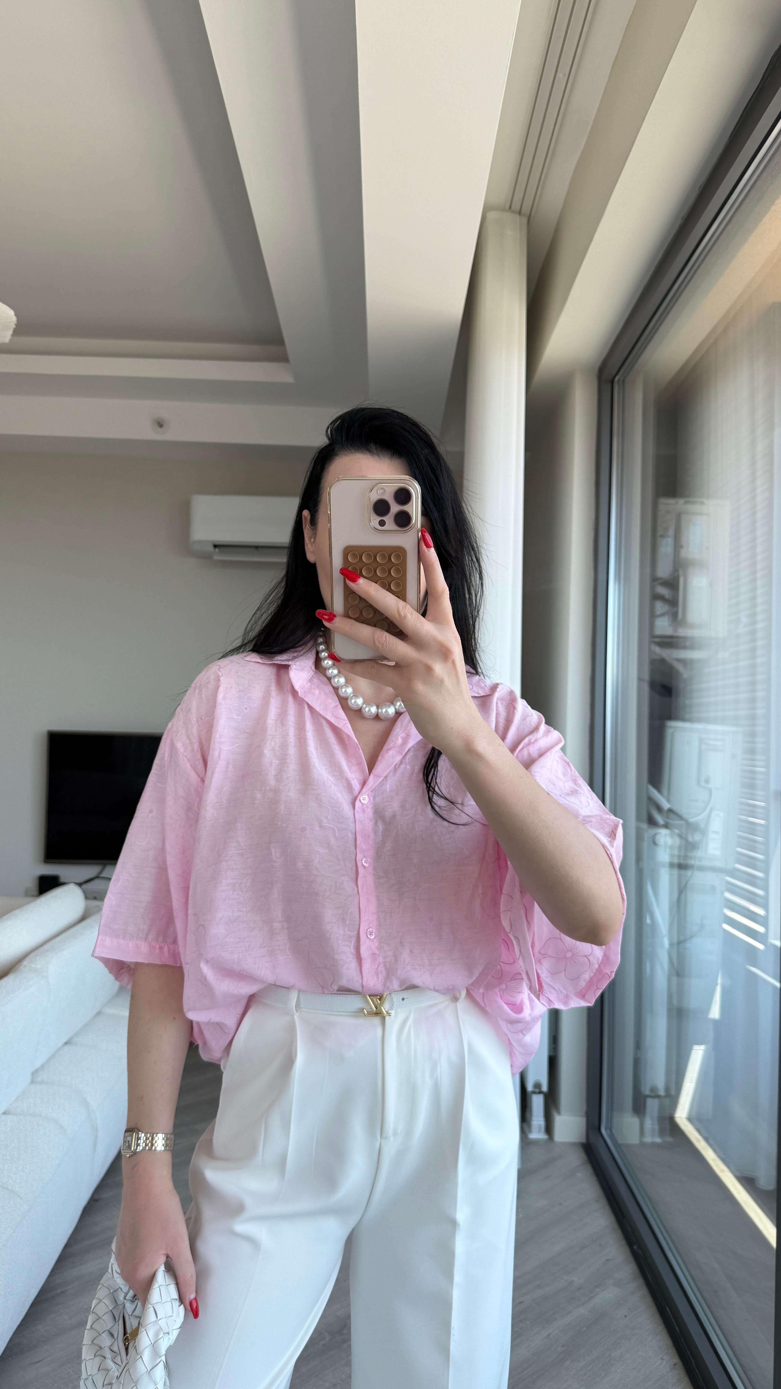 Pembe Çiçek Desenli Kısa Kollu Gömlek