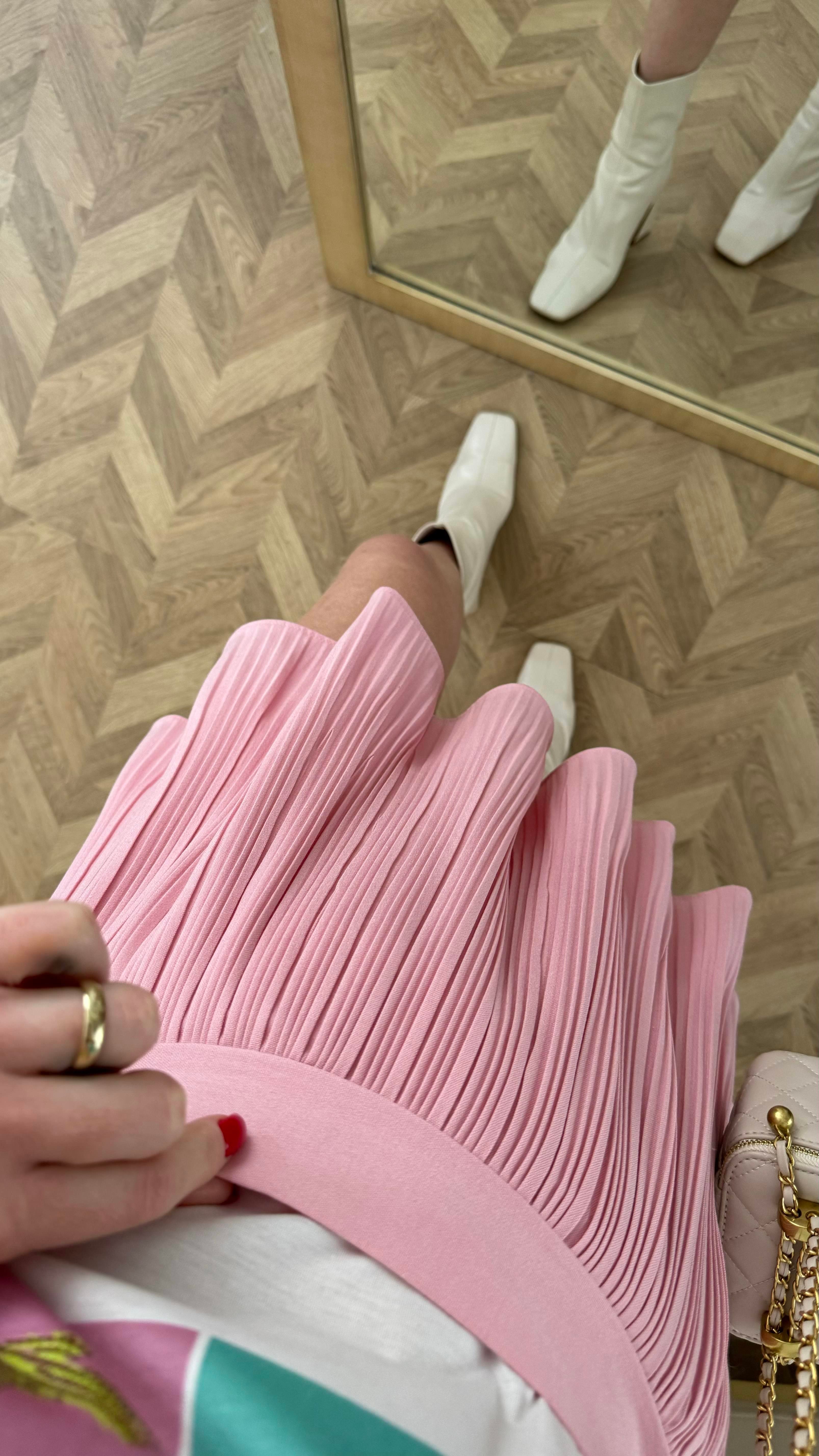 Pembe İnce Pileli Etek