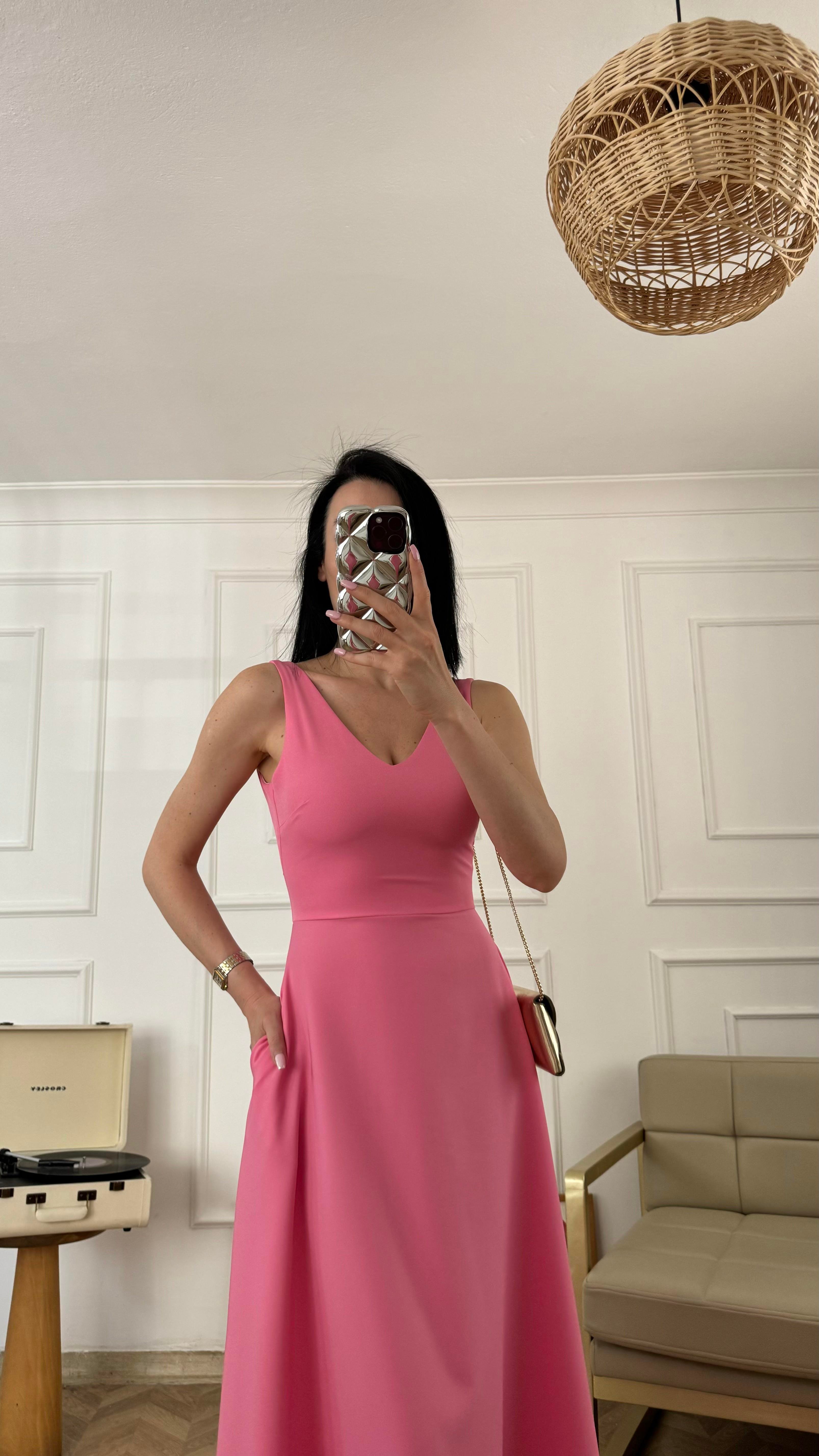 Pembe Kalın Askılı Kloş Elbise