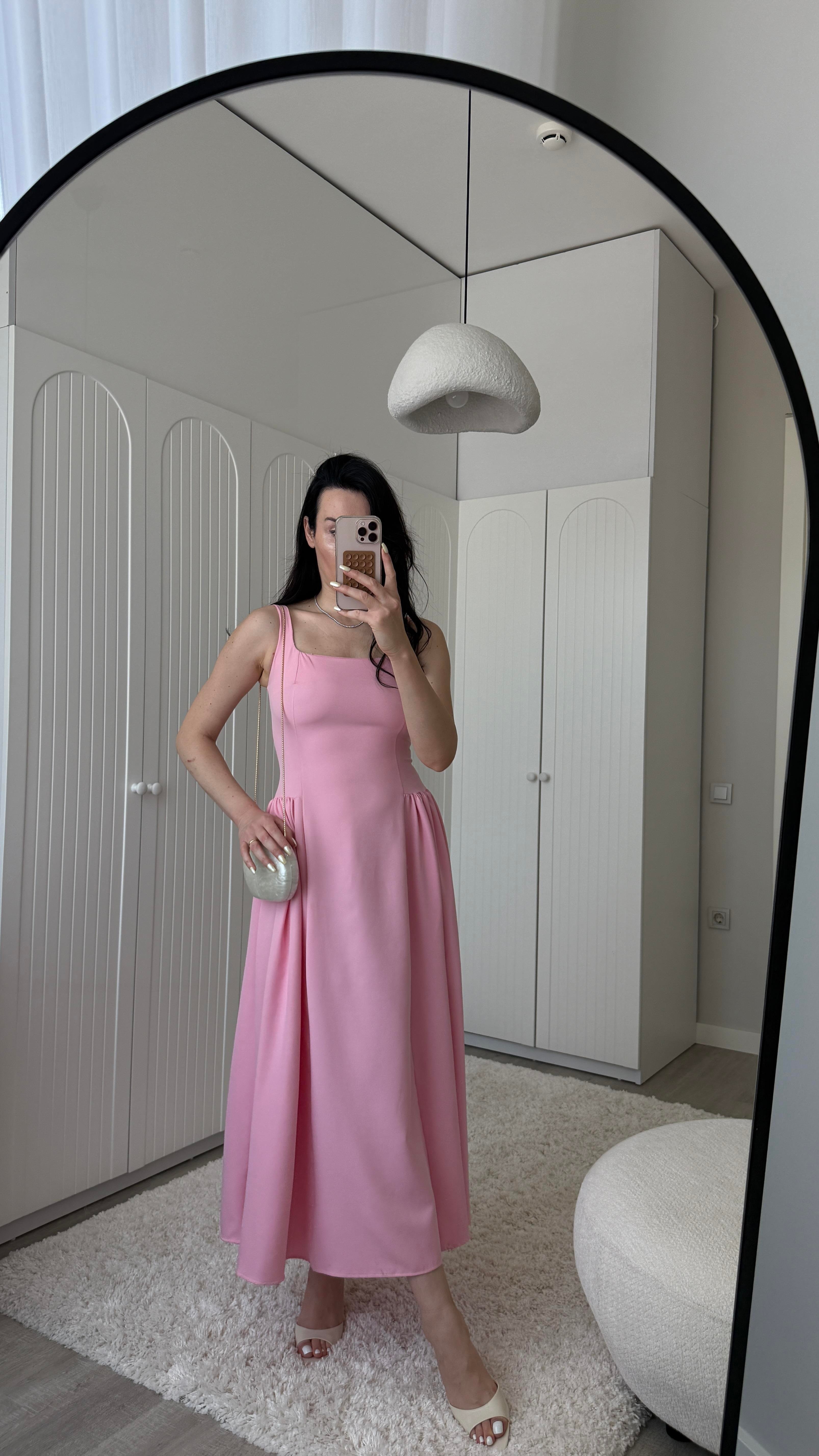 Pembe Simba Elbise