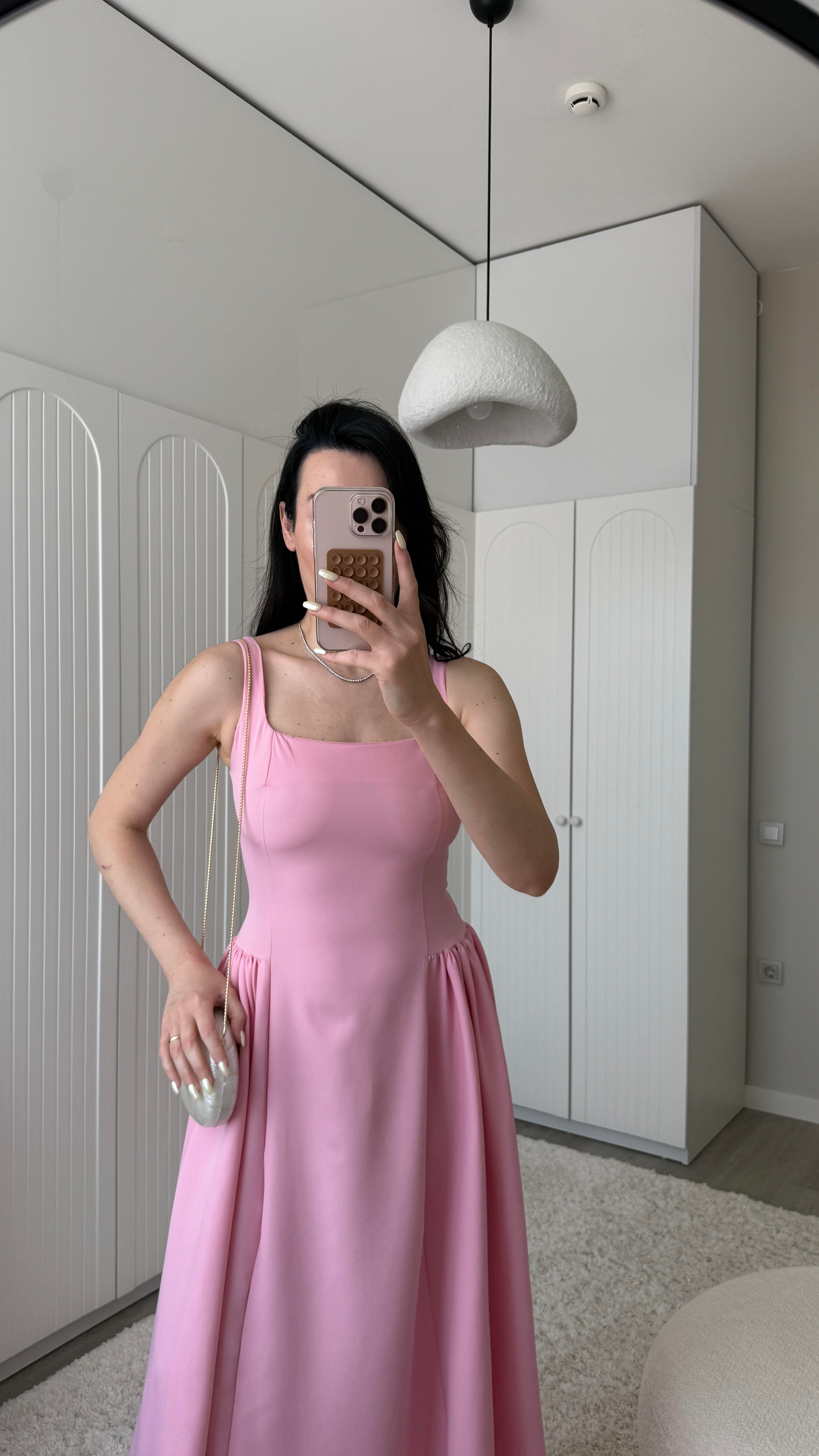 Pembe Simba Elbise
