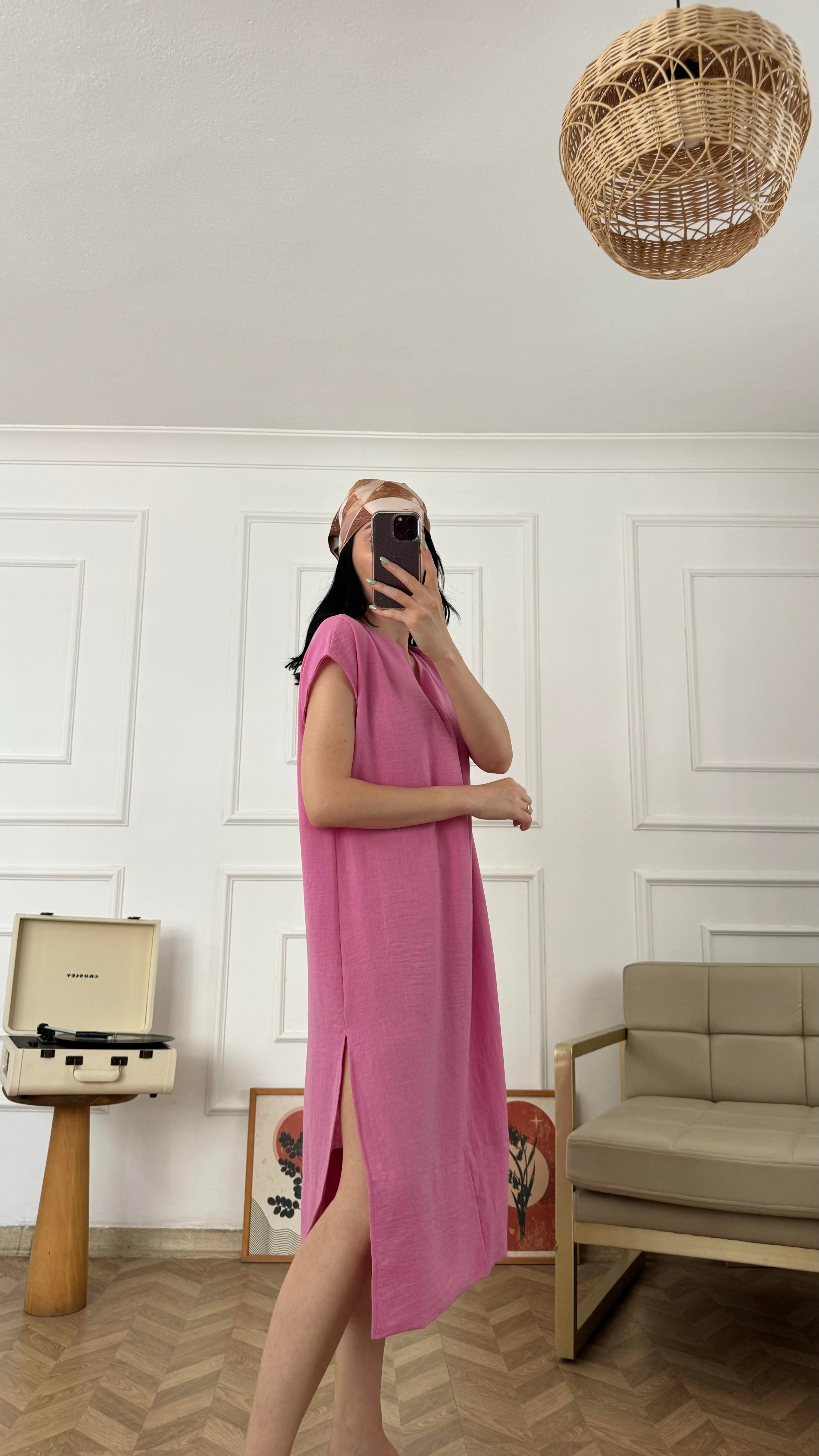 Pembe V Yaka Keten Elbise