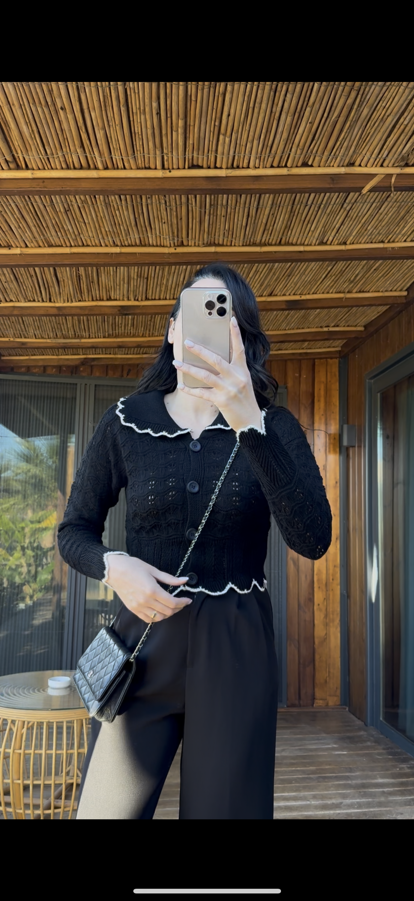 Siyah Beyaz Biyeli Örgü Hırka