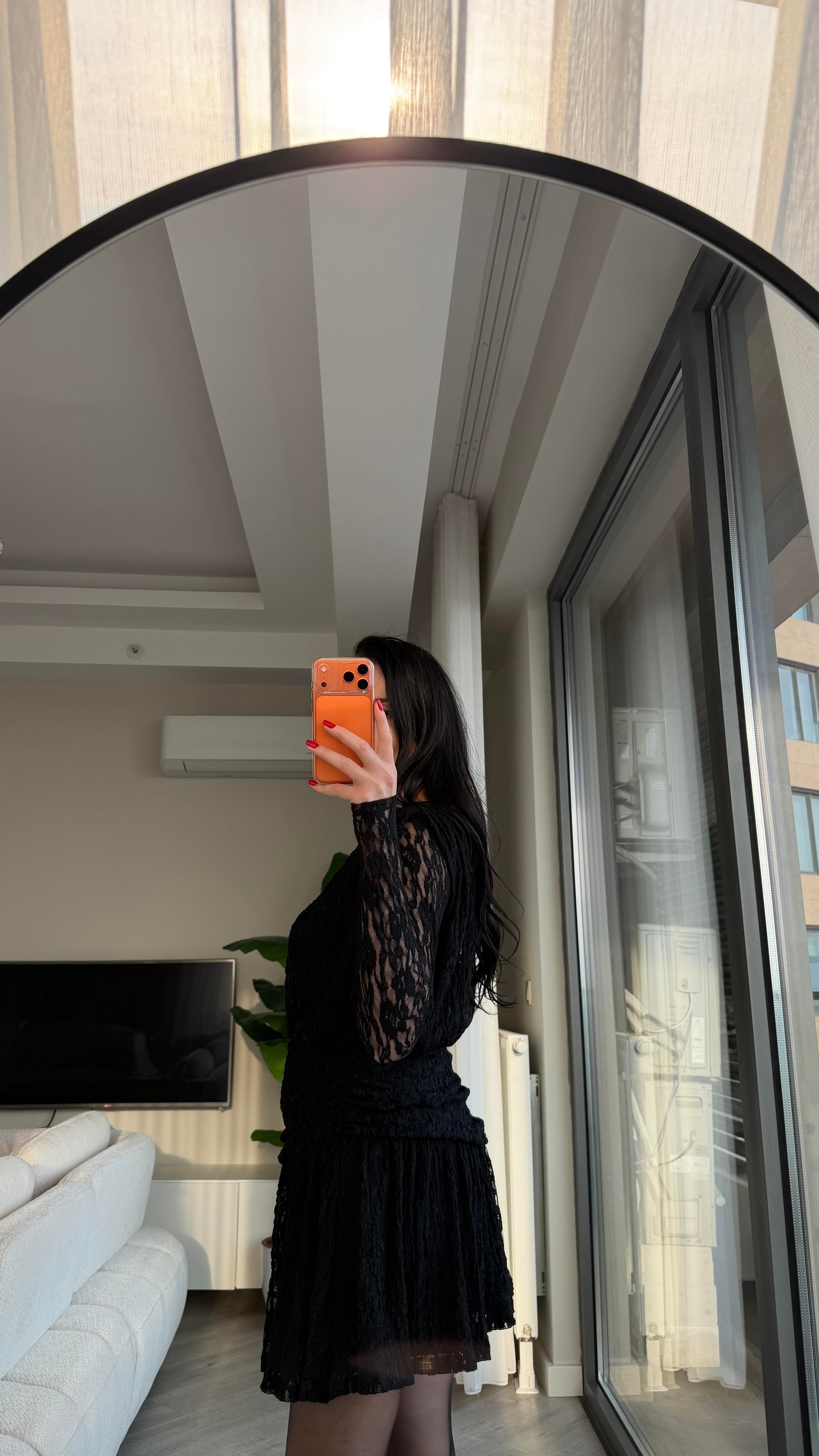 Siyah Dantel Elbise
