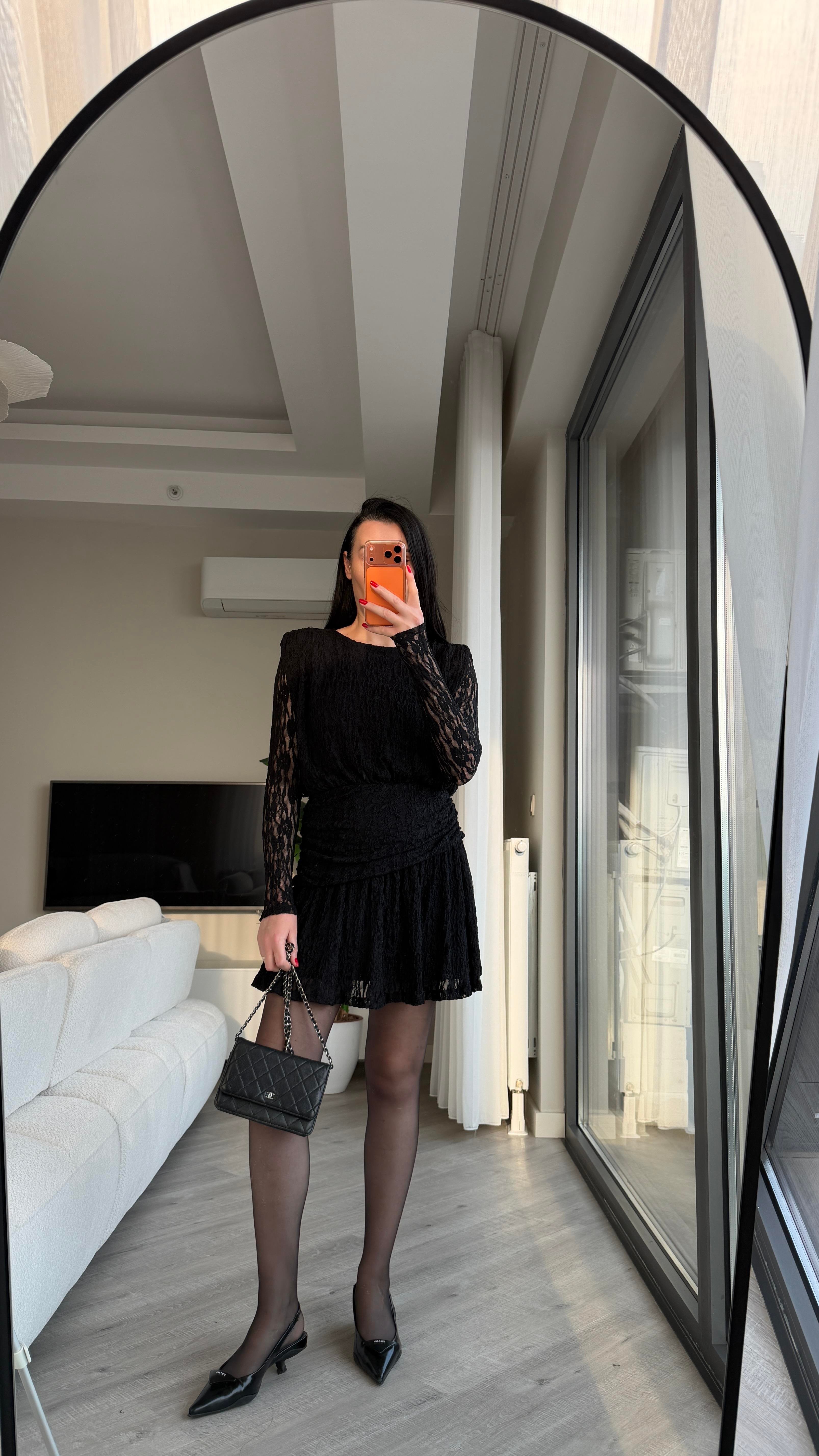 Siyah Dantel Elbise