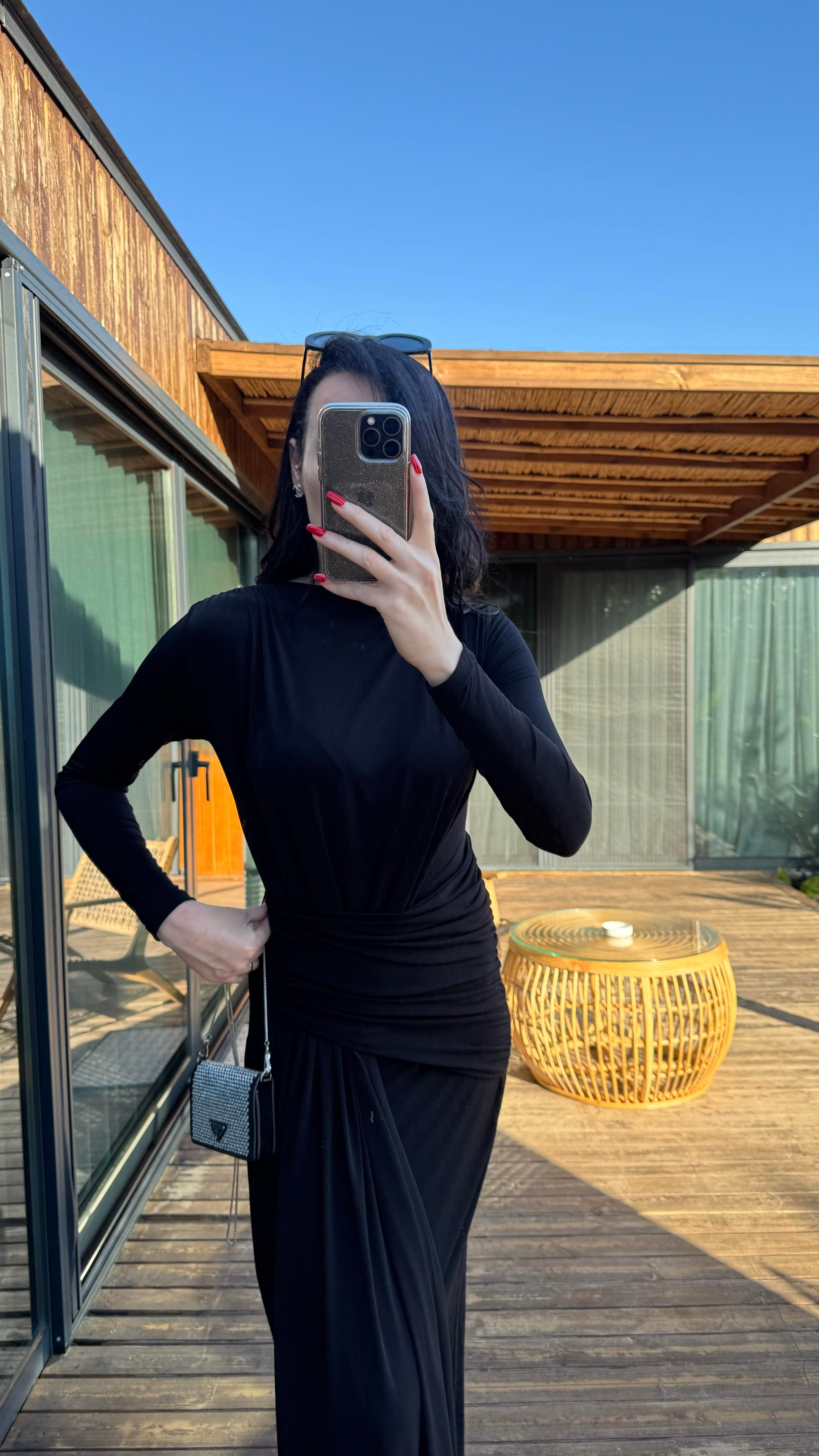 Siyah Drape Detaylı Jarse Elbise