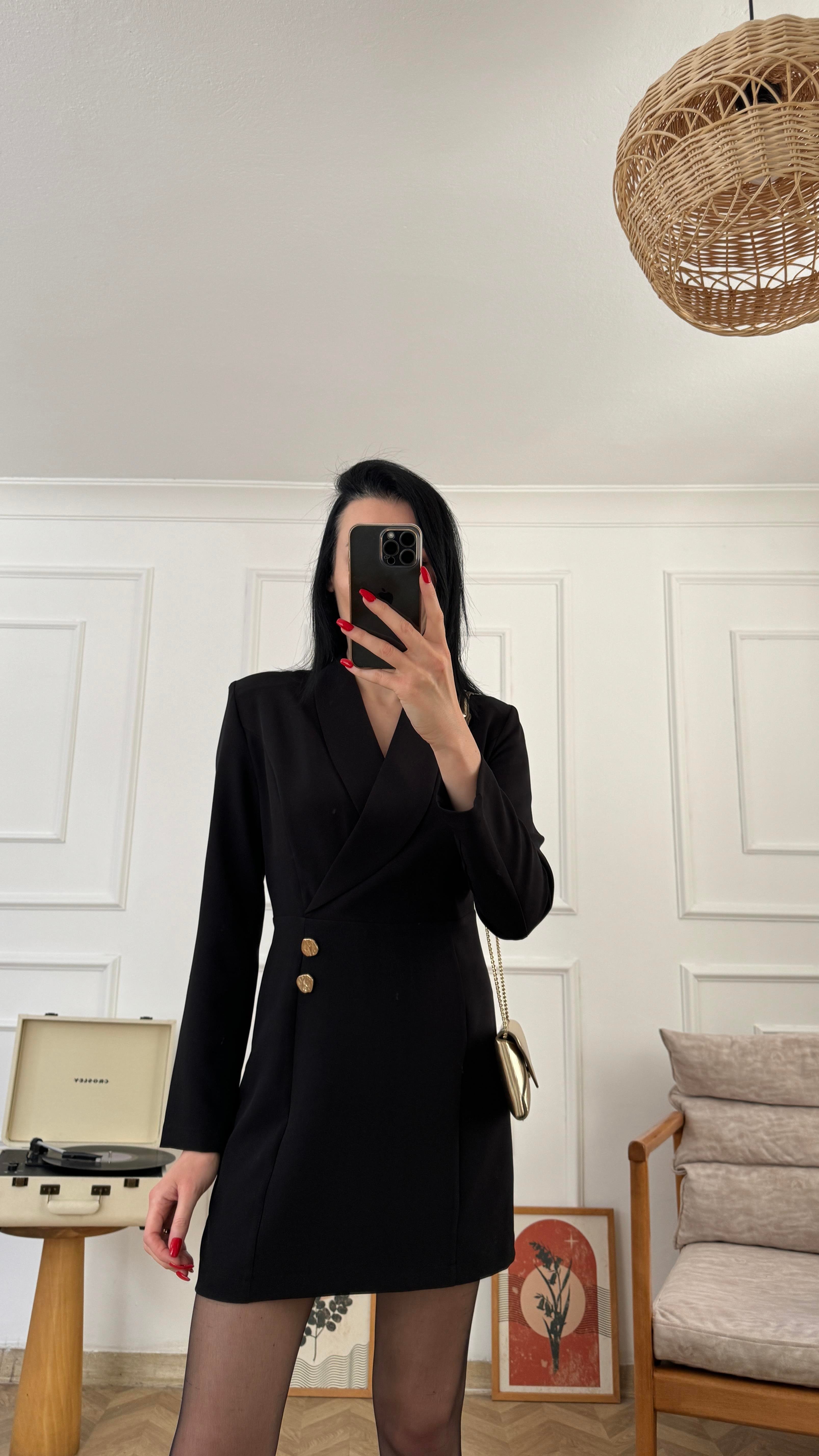 Siyah Gold Düğme Detaylı Ceket Elbise