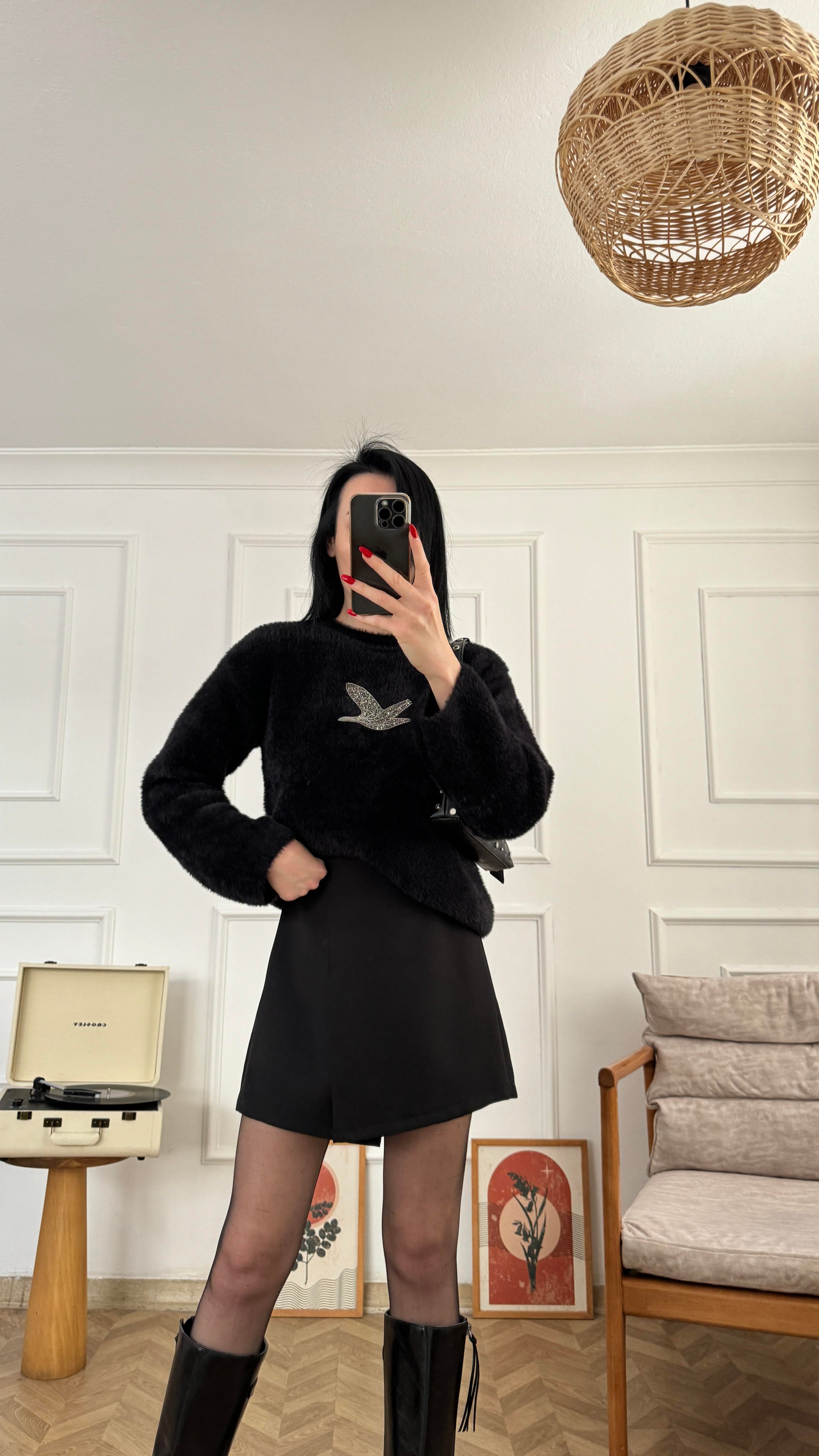 Siyah Parlak Kuş Desenli Sakallı Triko