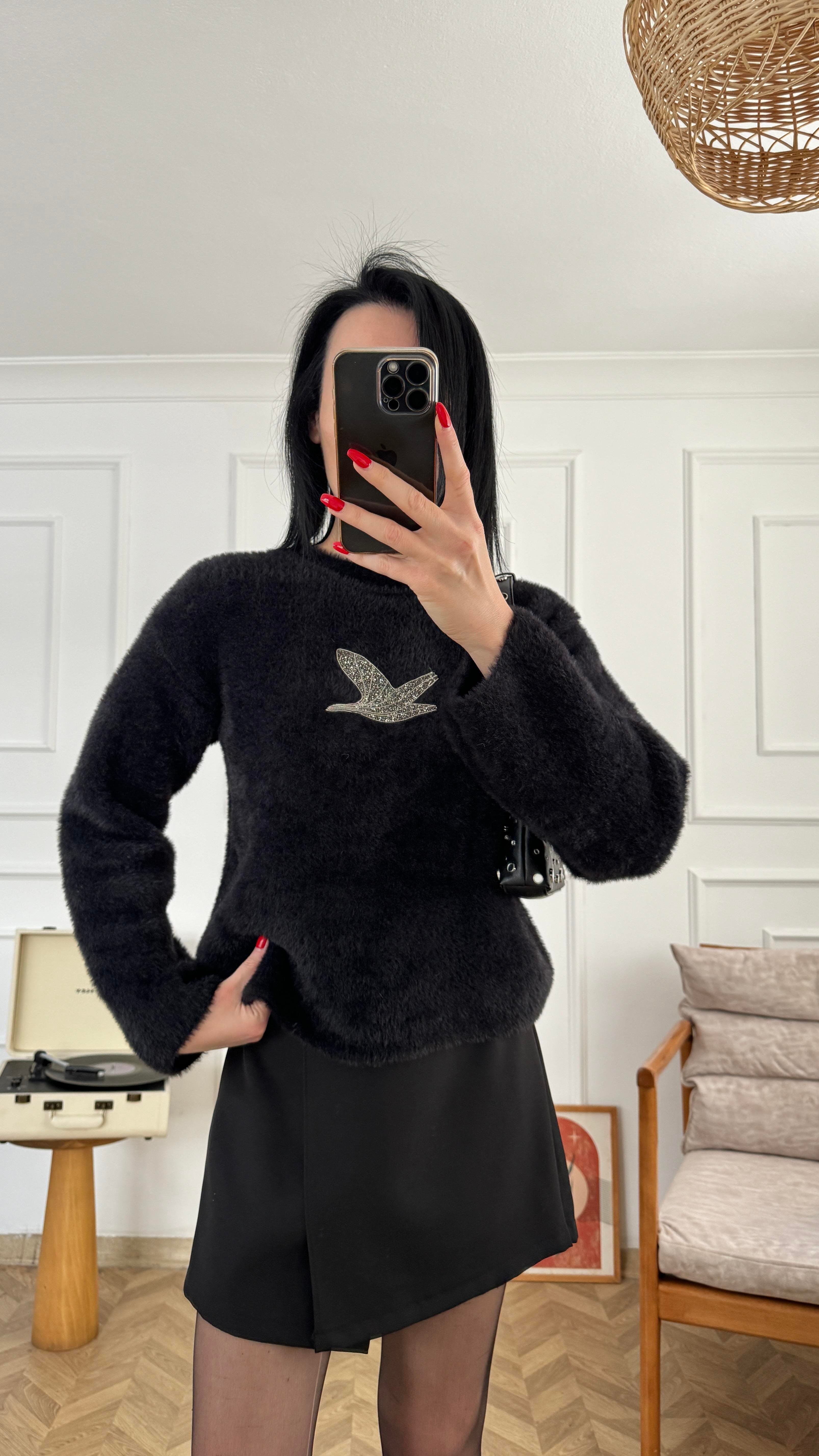 Siyah Parlak Kuş Desenli Sakallı Triko