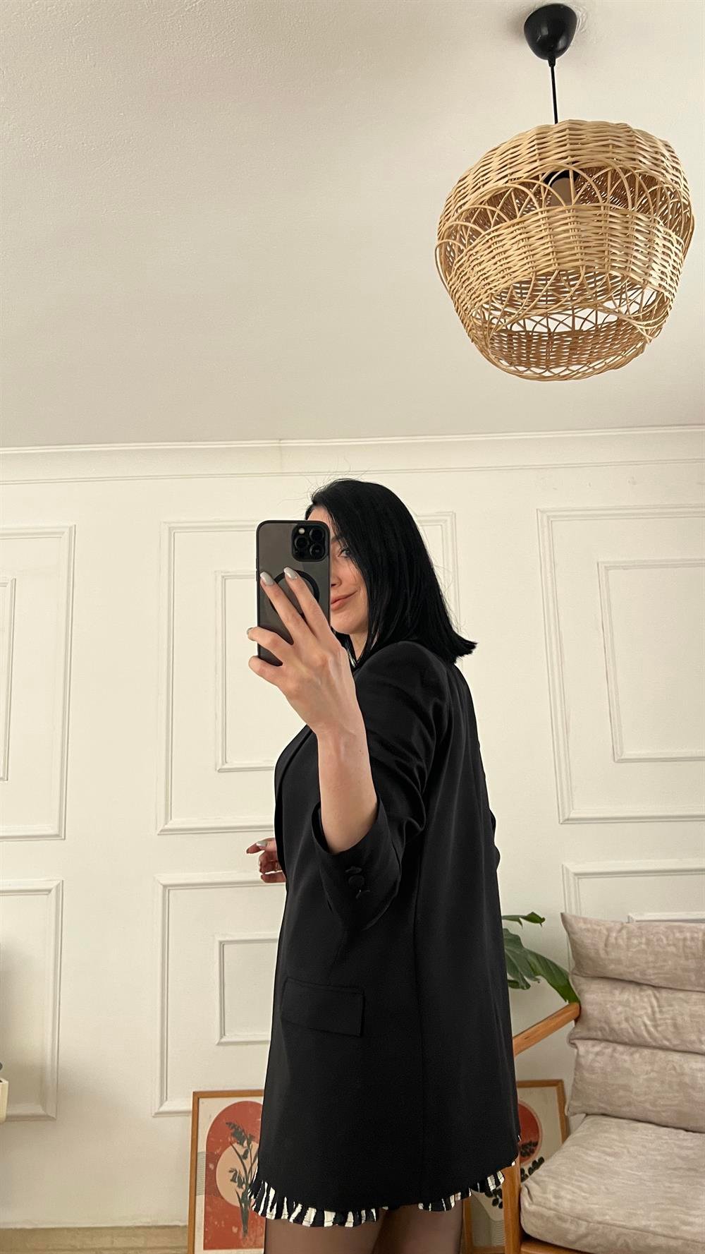 Siyah Tek Düğmeli Oversize Blazzer Ceket