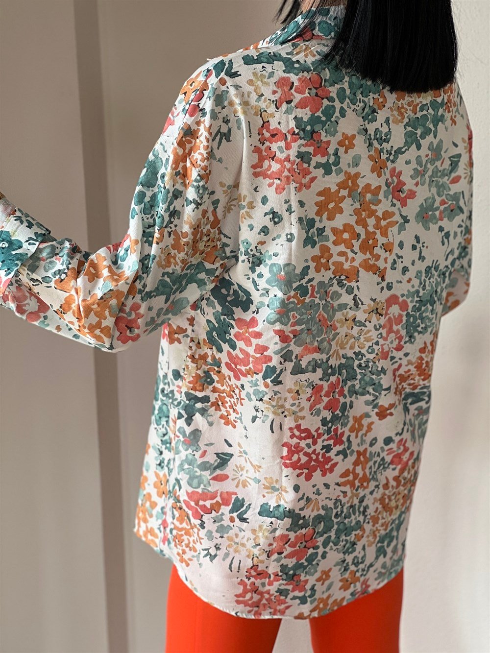 Su Yeşili Pembe Çiçekli Oversize Gömlek
