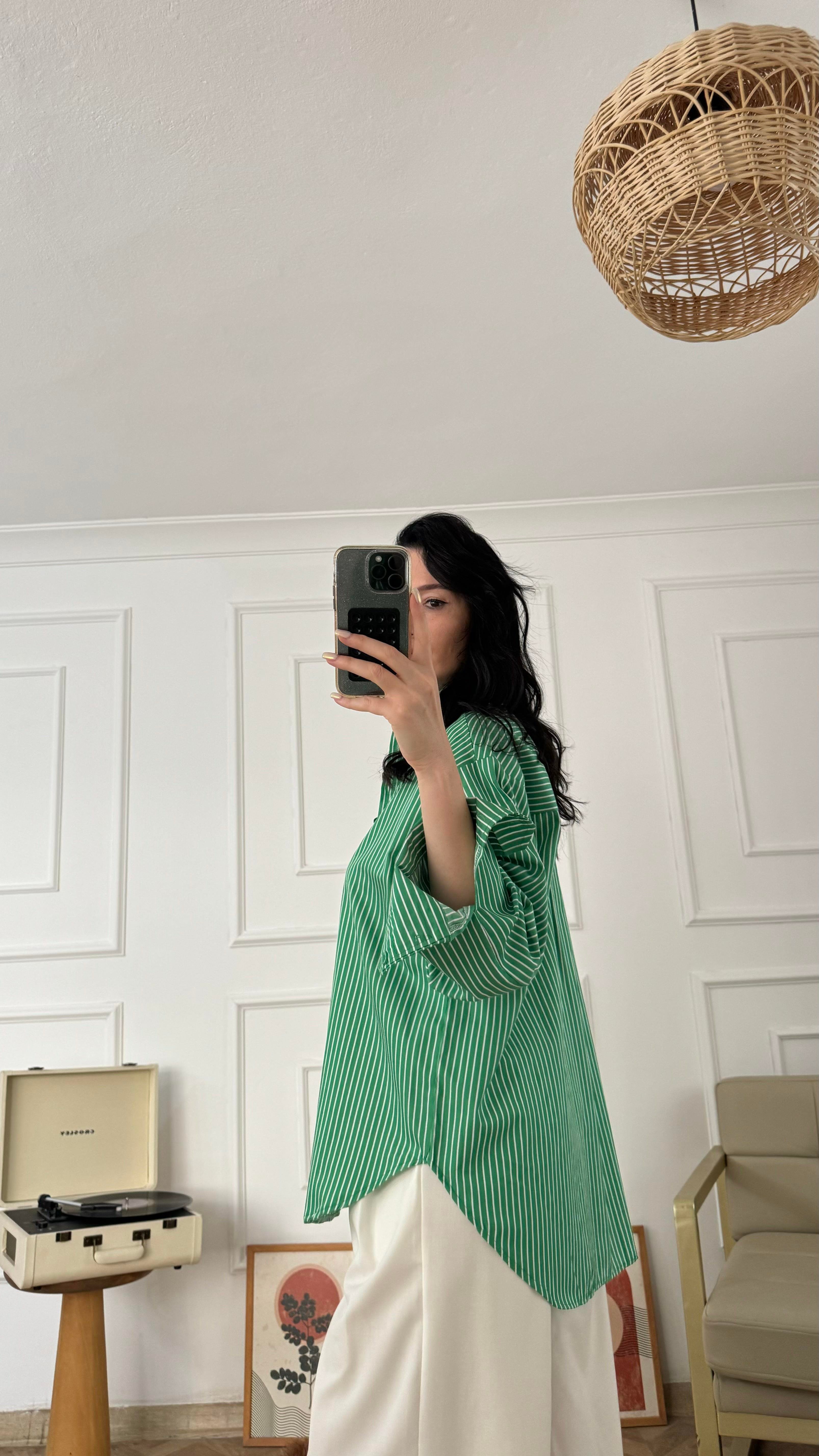 Yeşil Beyaz Çizgili Oversize Gömlek