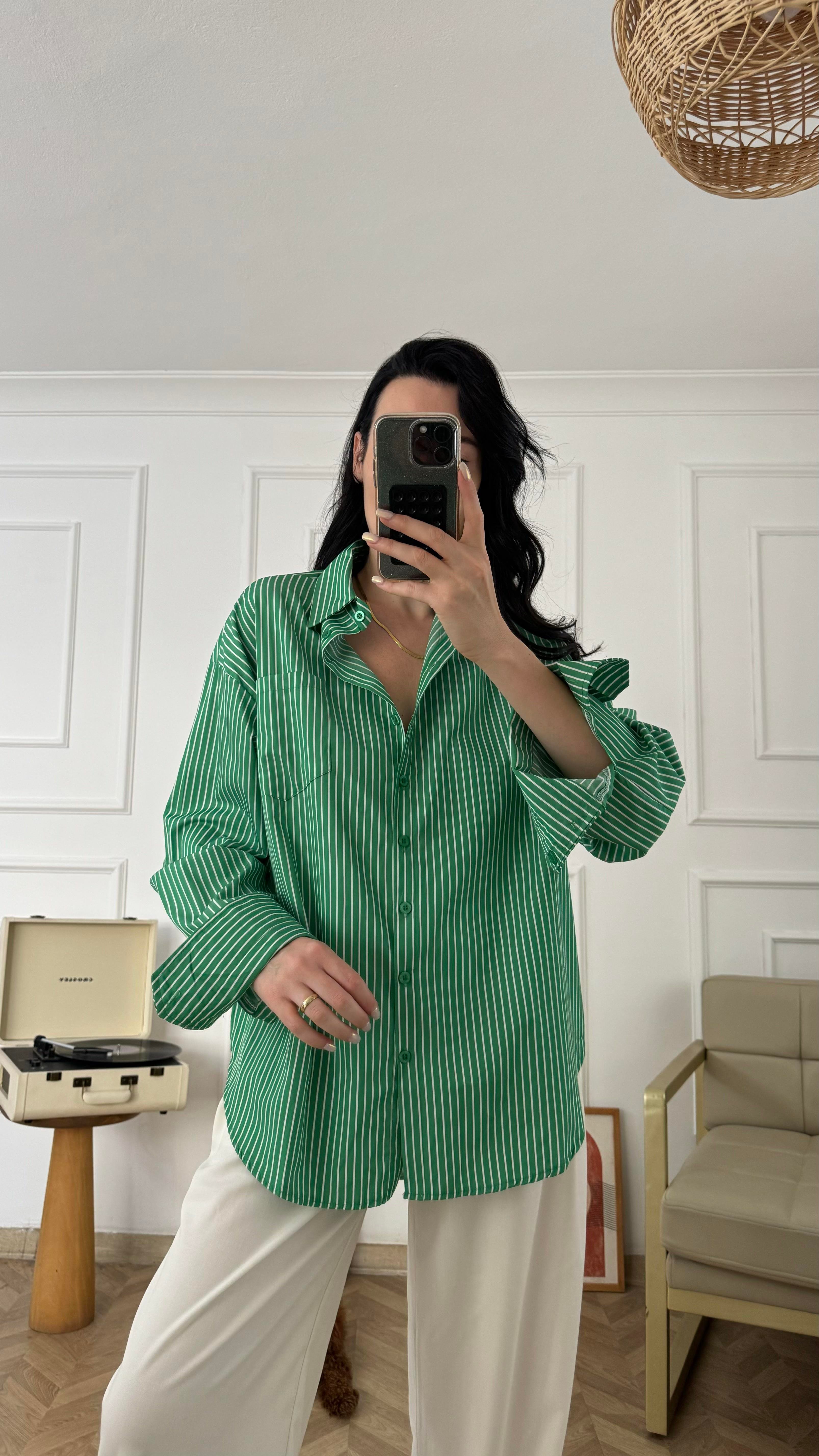 Yeşil Beyaz Çizgili Oversize Gömlek