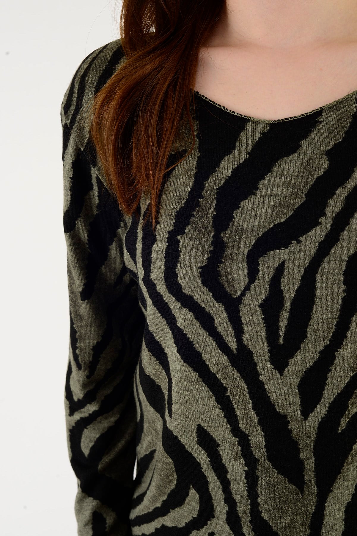 1202 ZEBRA DESEN BLUZ