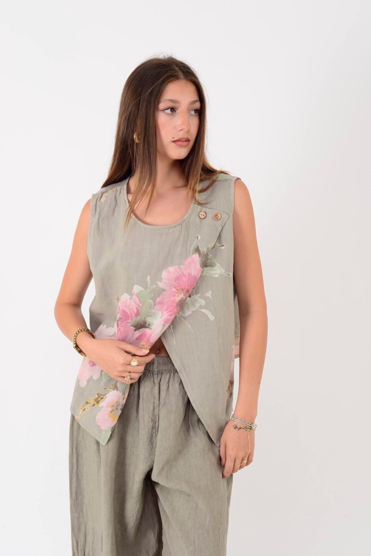 149281 BATİK ÇİÇEK DESEN ASİMETRİK KOLSUZ KETEN BLUZ