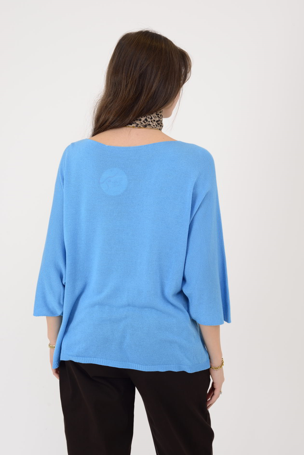 19004 V YAKA TRİKO BLUZ