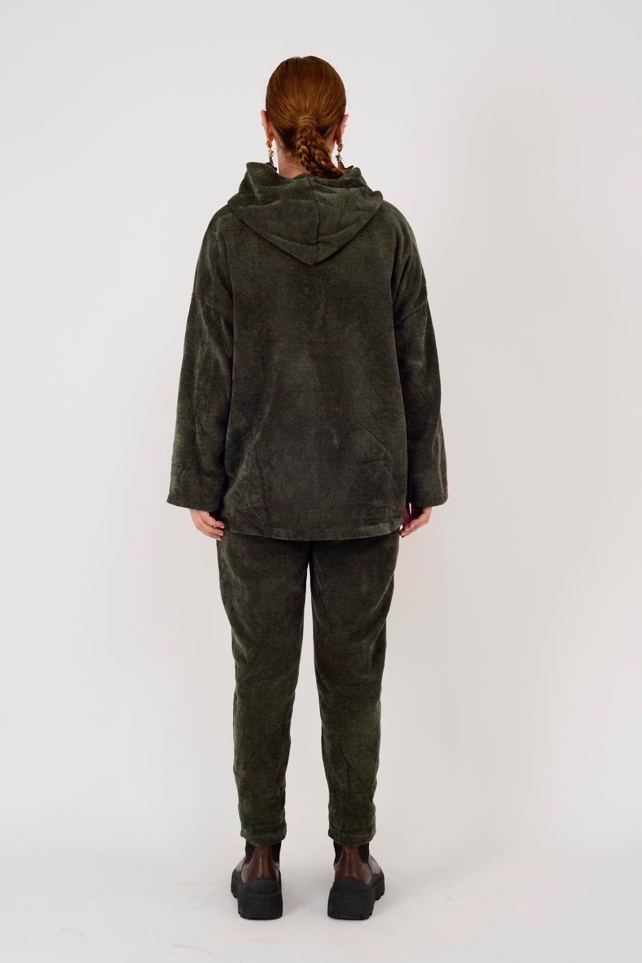 20596 KAPÜŞON DETALI KADİFE SWEAT