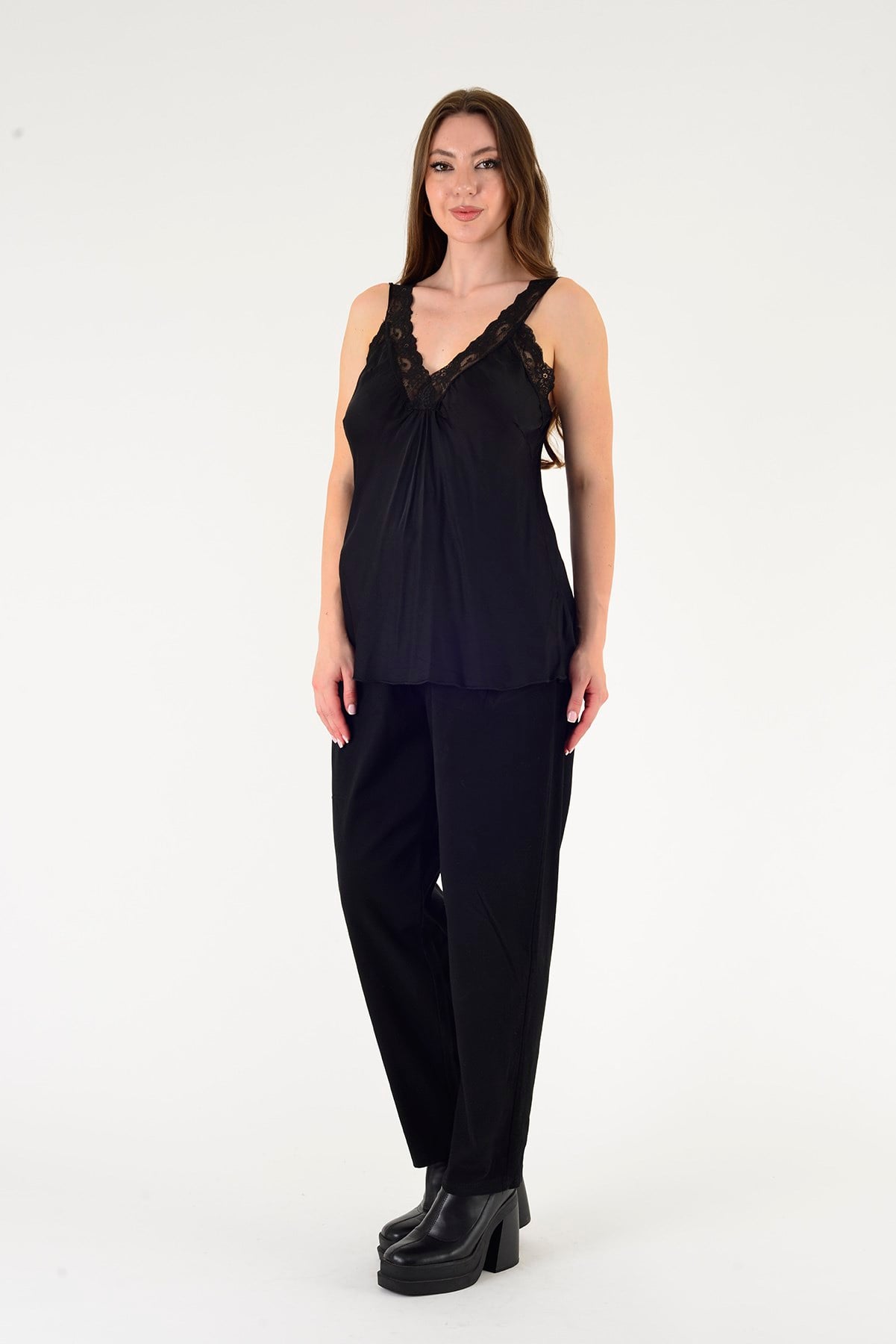 21336 KALIN ASKILI DANTELLİ SATEN BLUZ