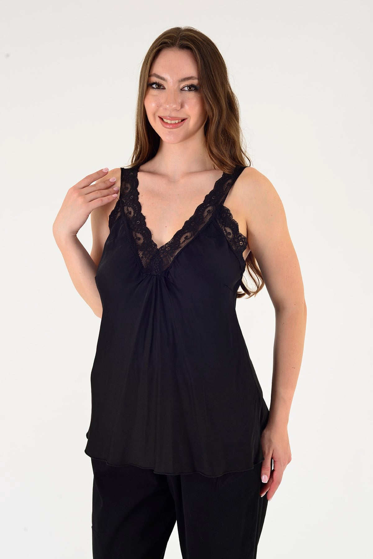 21336 KALIN ASKILI DANTELLİ SATEN BLUZ