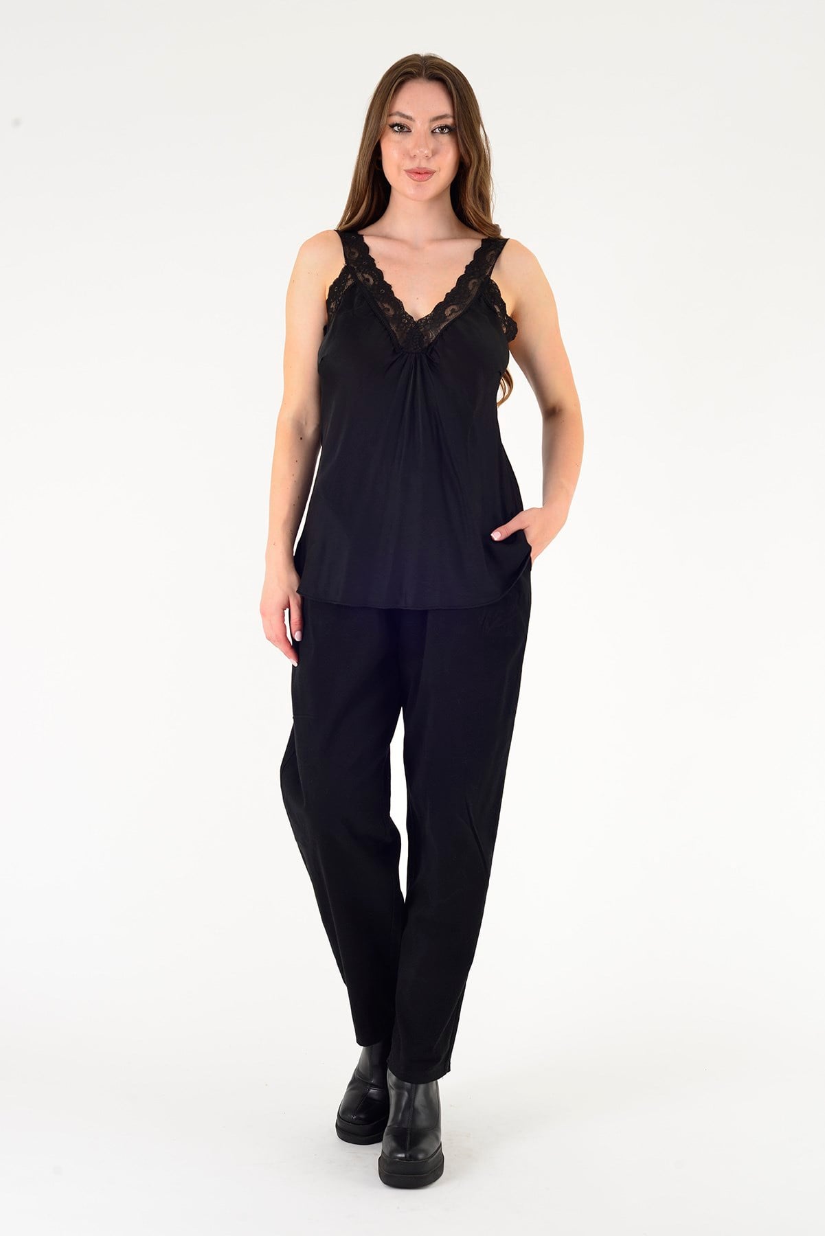 21336 KALIN ASKILI DANTELLİ SATEN BLUZ