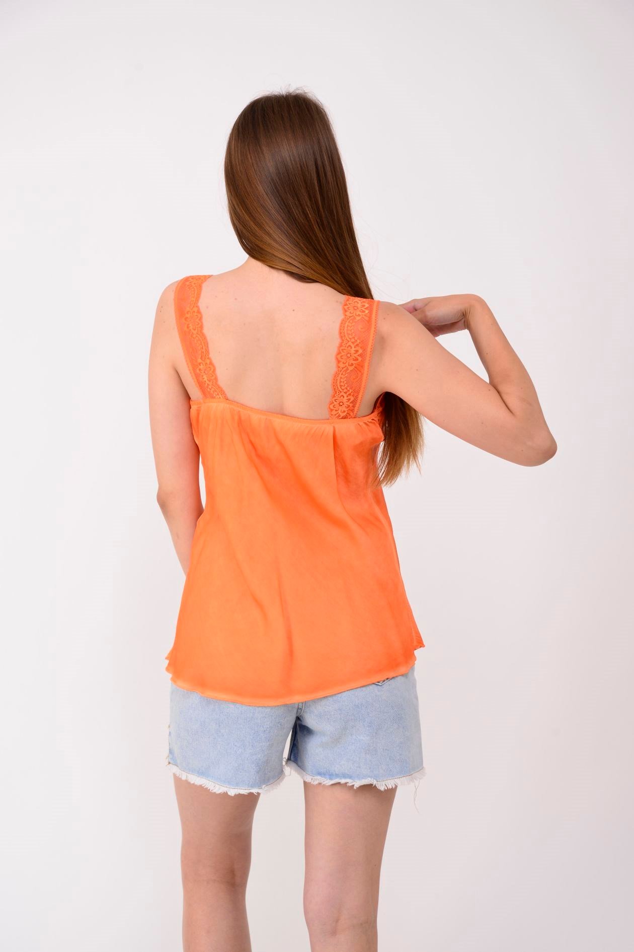 21336 V YAKA ASKILI DANTELLİ BLUZ