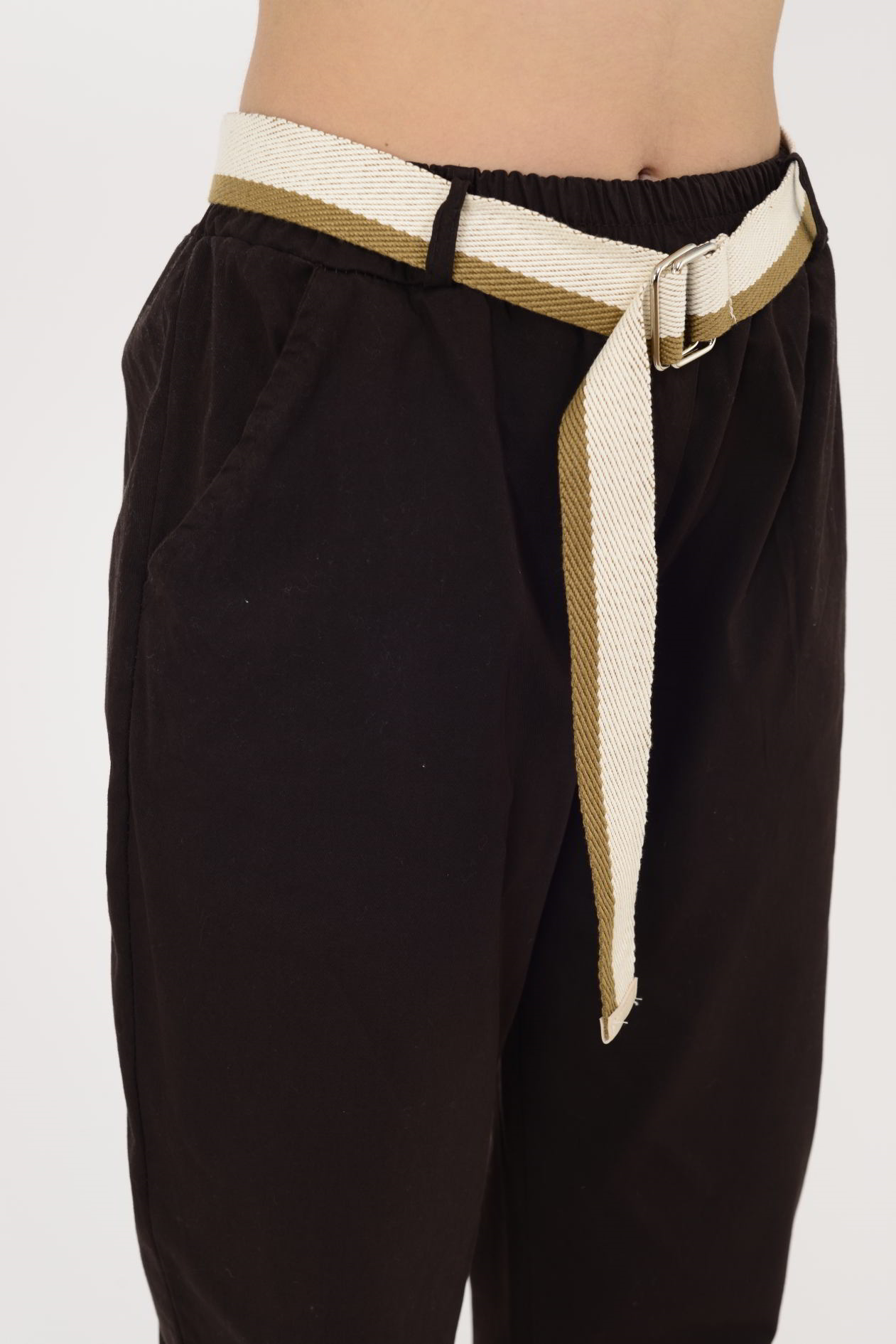 242979 KEMER DETAYLI GABARDİN PANTOLON