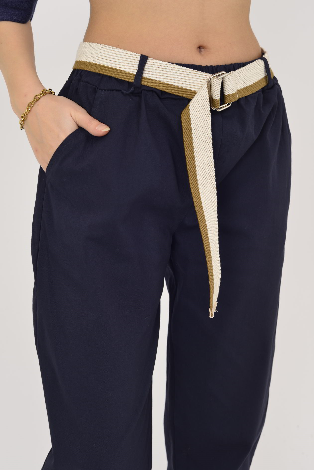 242979 KEMER DETAYLI GABARDİN PANTOLON