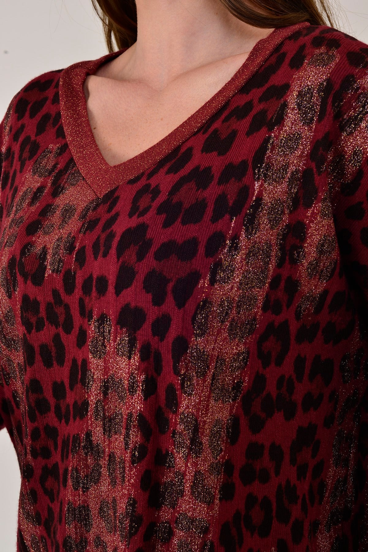 25192 LEOPAR DESEN SİMLİ TRİKO BLUZ