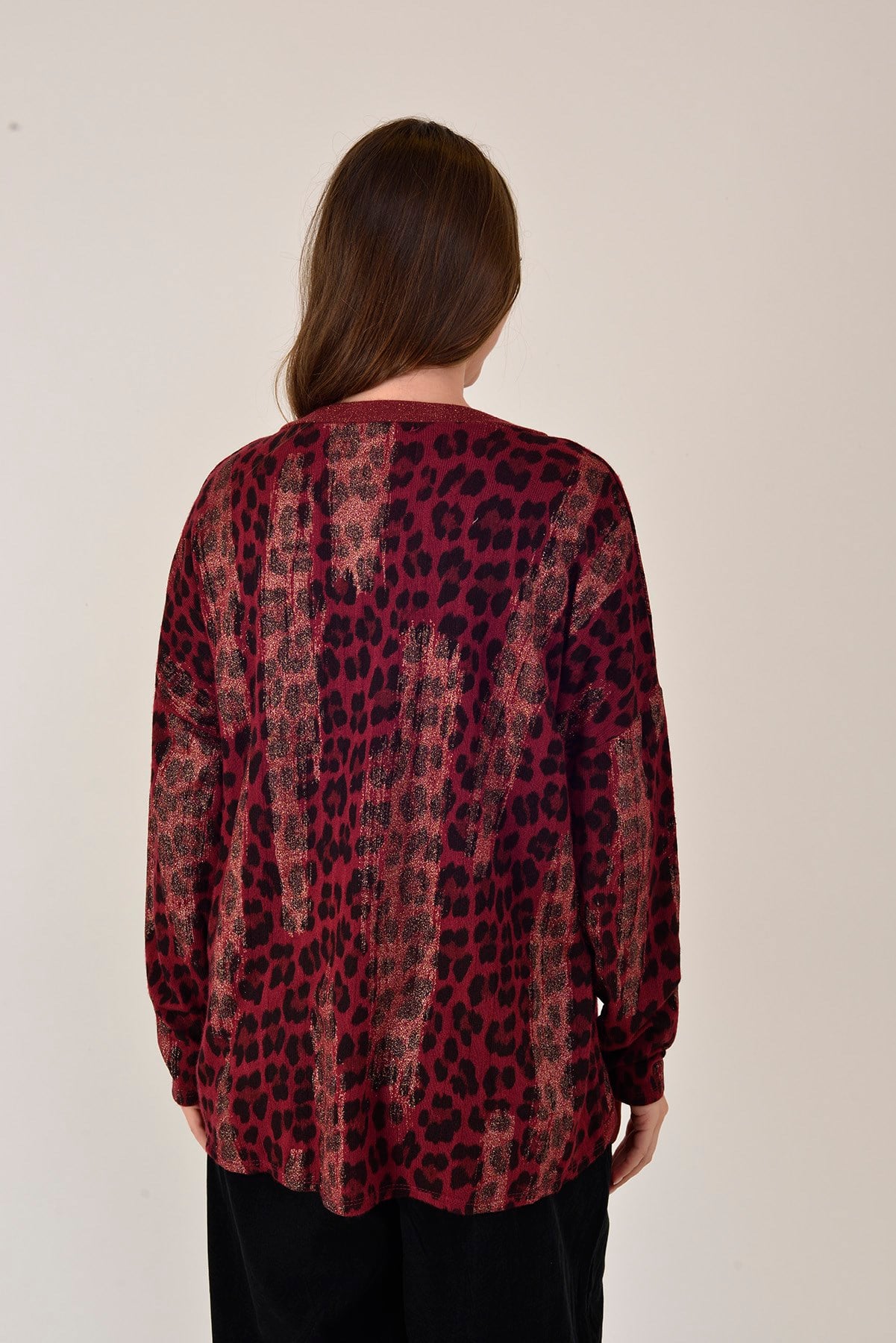 25192 LEOPAR DESEN SİMLİ TRİKO BLUZ