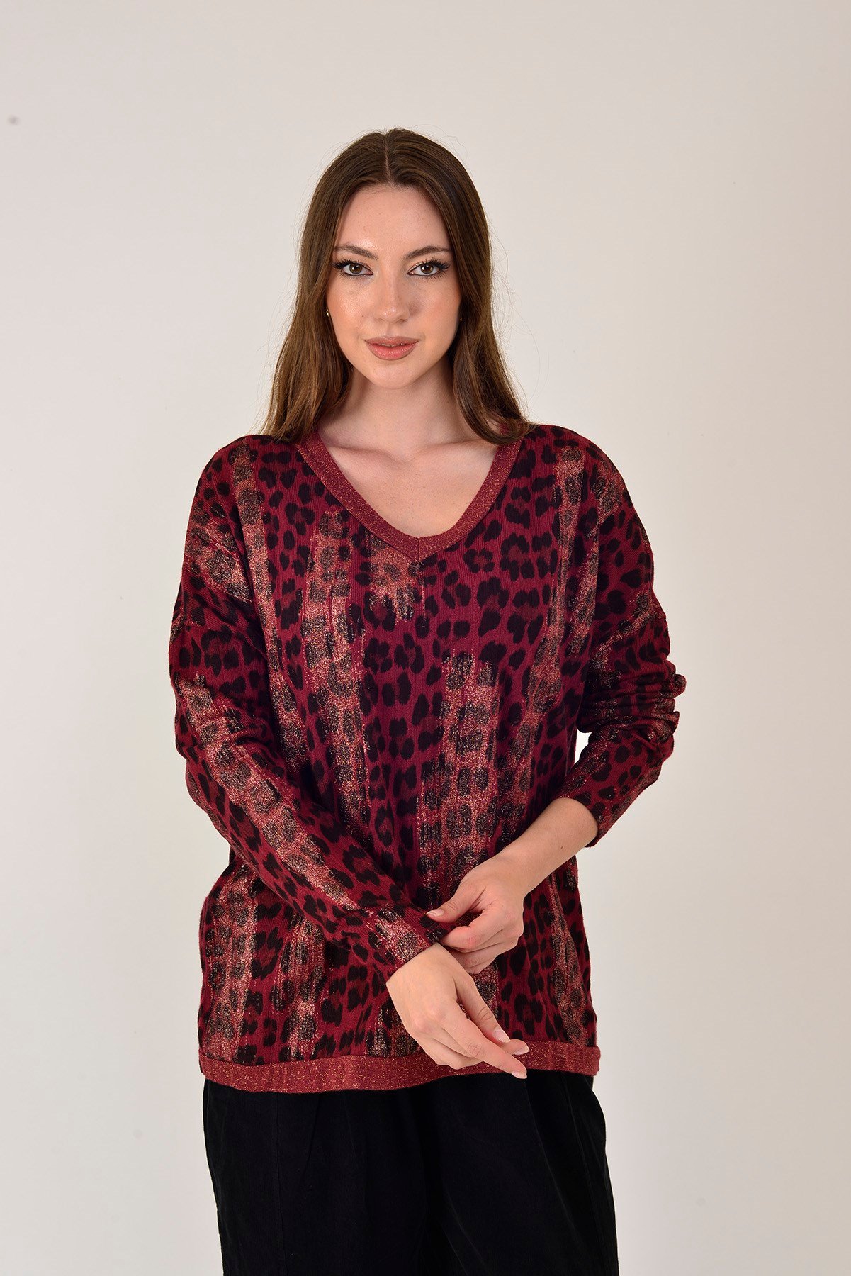 25192 LEOPAR DESEN SİMLİ TRİKO BLUZ