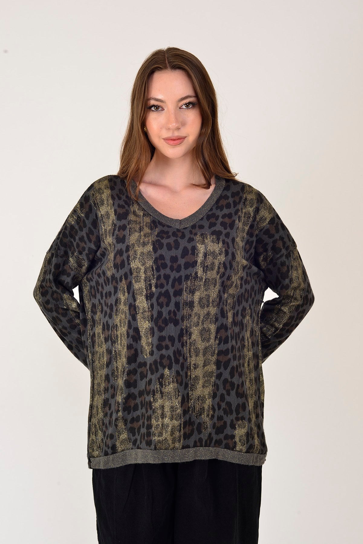 25192 LEOPAR DESEN SİMLİ TRİKO BLUZ