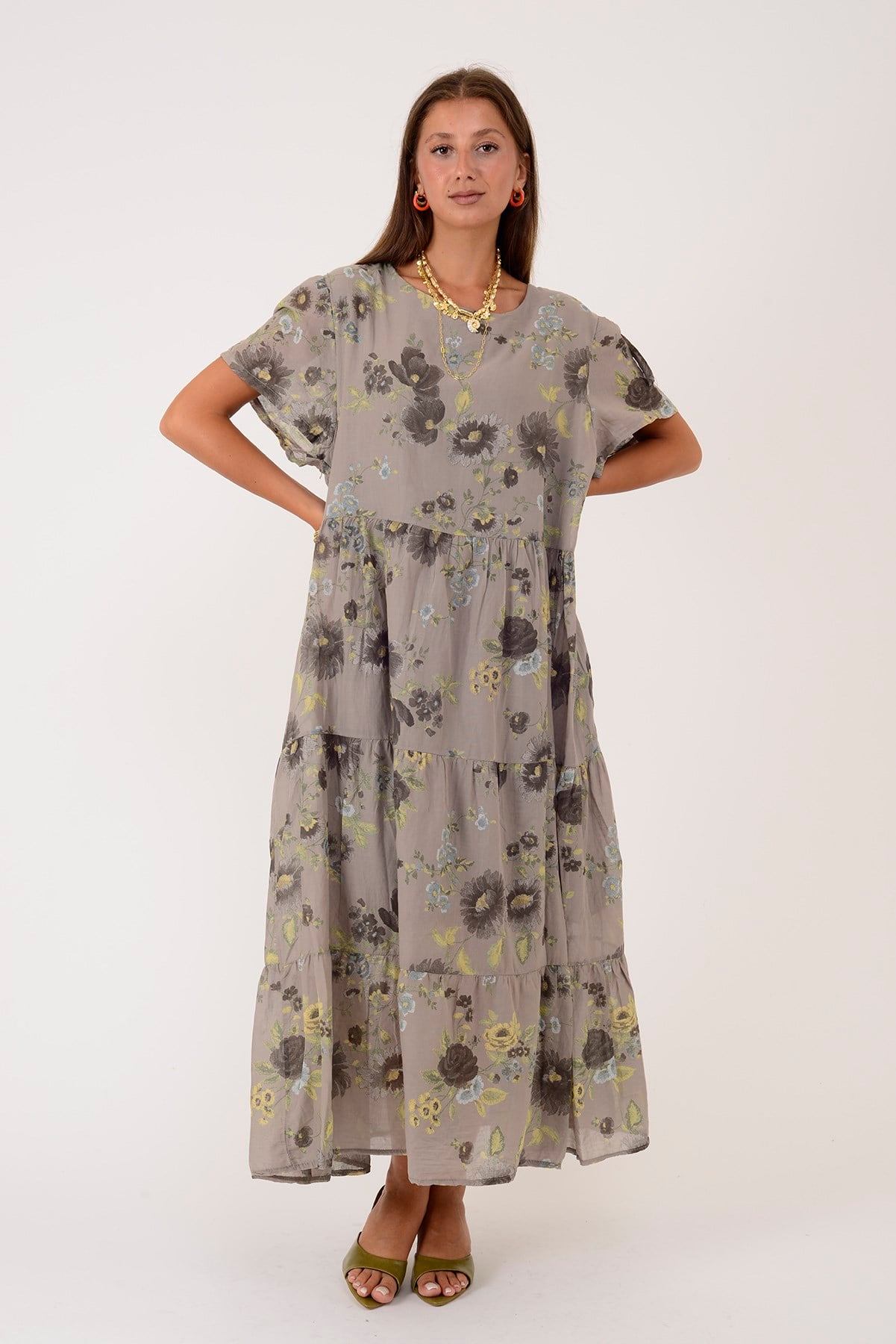 25335 LOVA ÇİÇEK DESEN SIRTTAN BAĞLAMALI ROBADAN ELBİSE