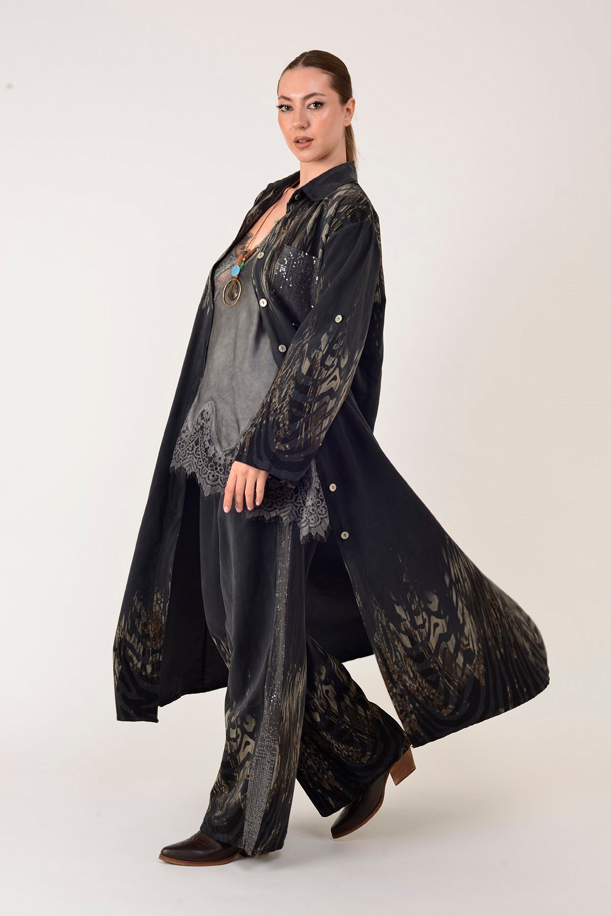 25355 ZEBRA DESEN PAYET DETAYLI FİTİLLİ KADİFE 2'Lİ TAKIM
