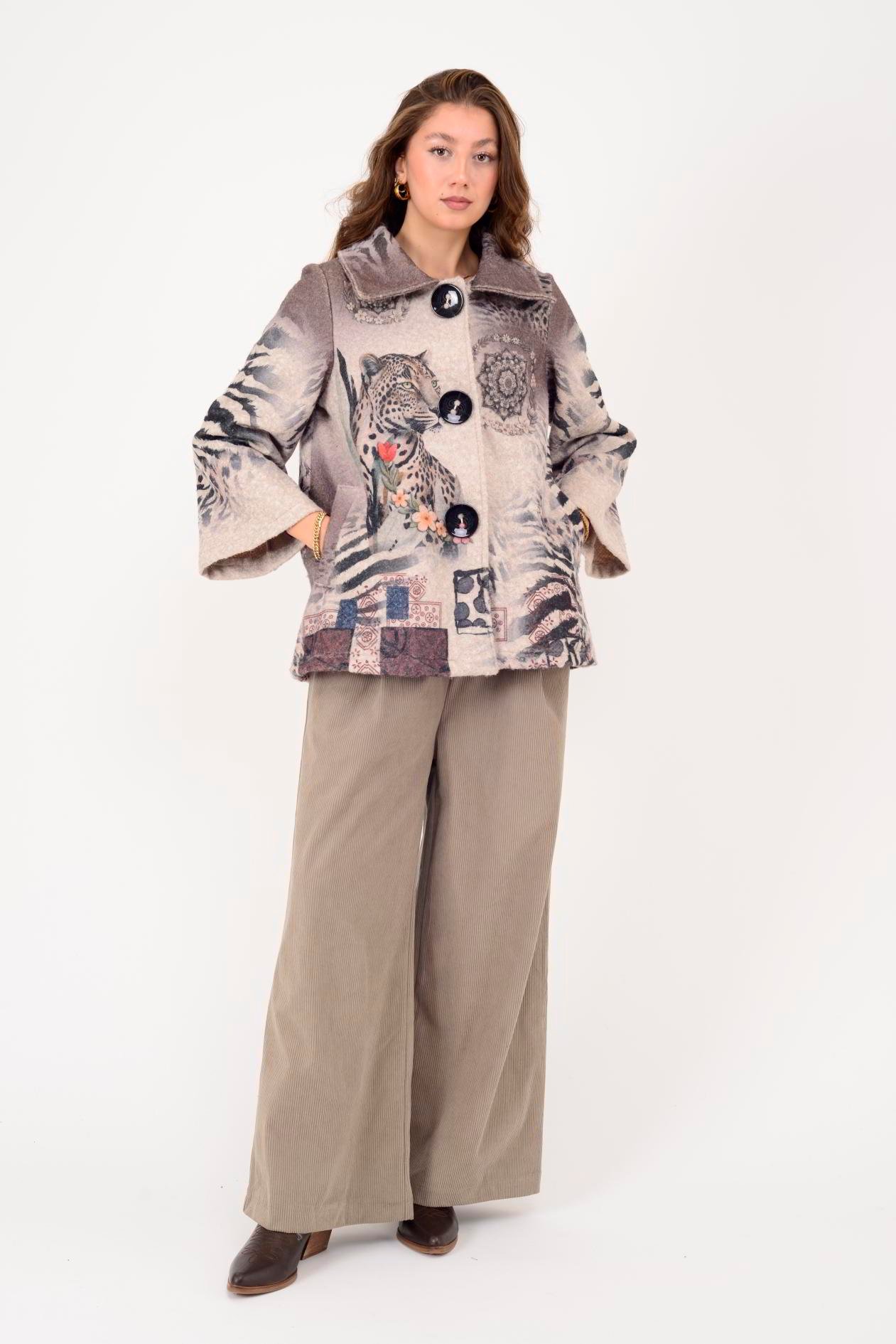 256292 AMAZON DESEN KEÇE KABAN