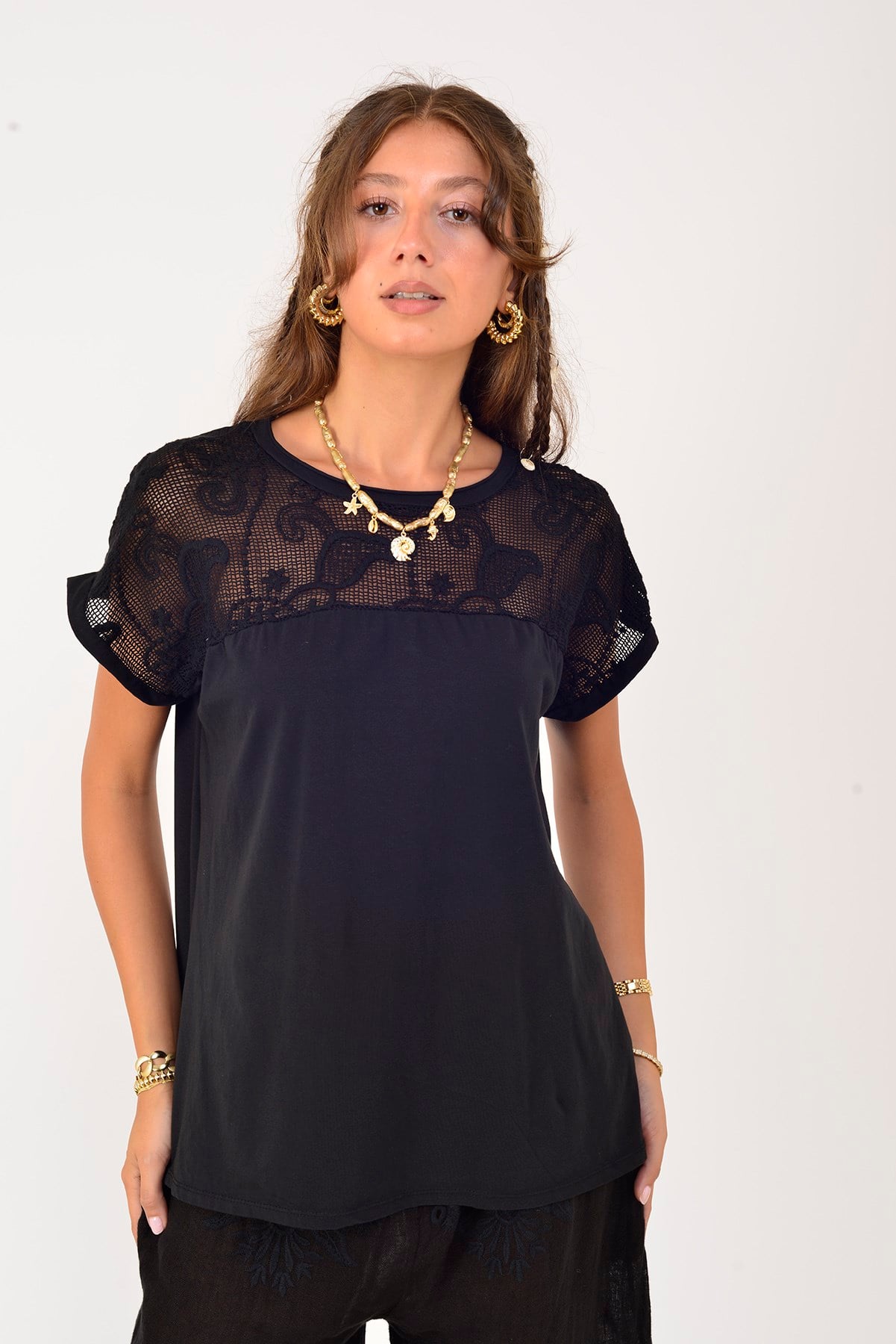 26527 AJUR DETAYLI KISA KOLLU BLUZ