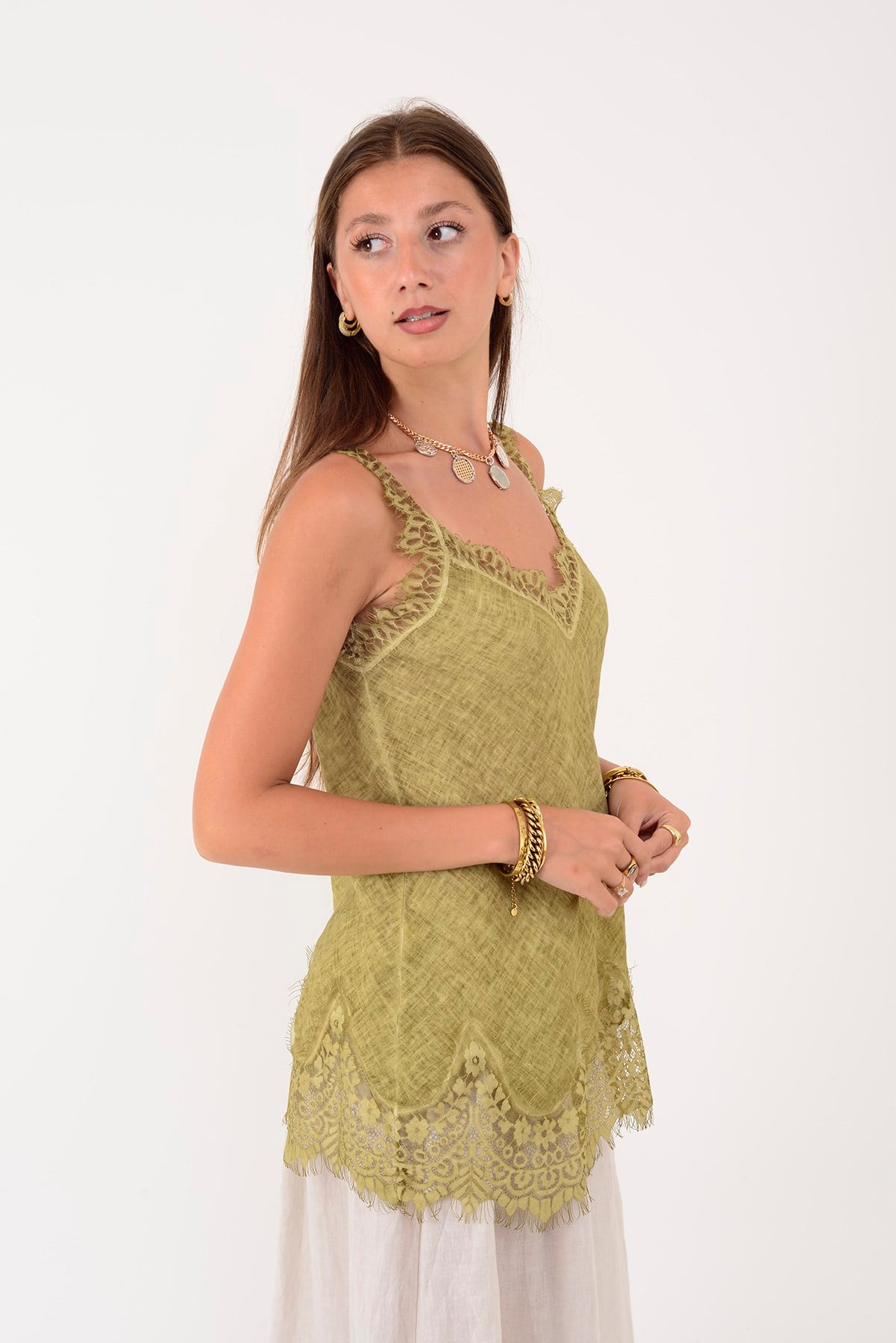26698 DANTELLİ ASKILI KETEN BLUZ