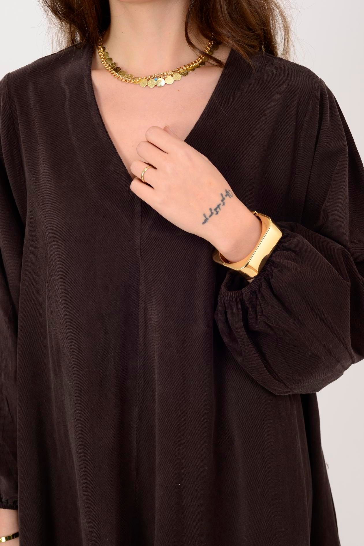 2752 LOVA BALON KOL DETAYLI V YAKA KADİFE ELBİSE