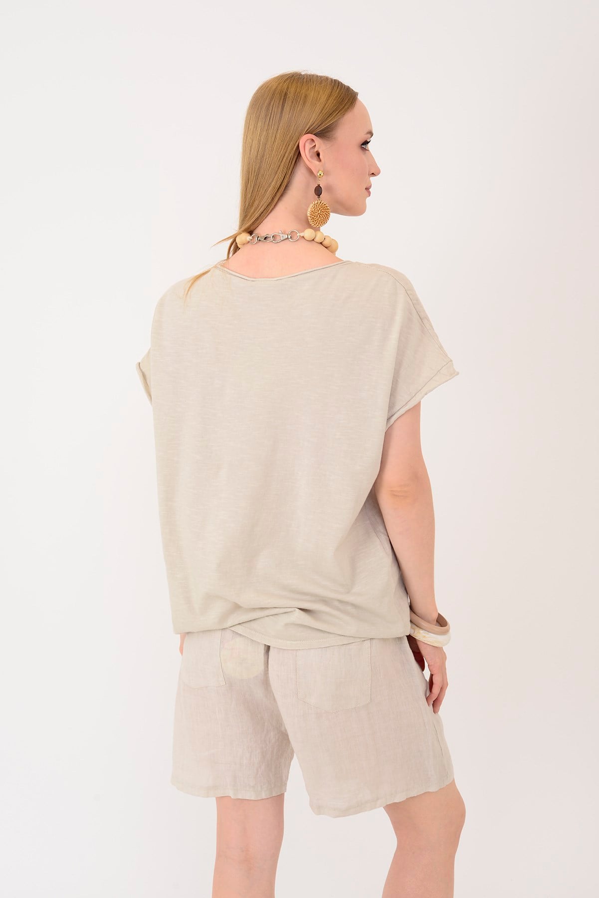 42277 APLİKE NAKIŞ DETAYLI KETEN TSHIRT BLUZ