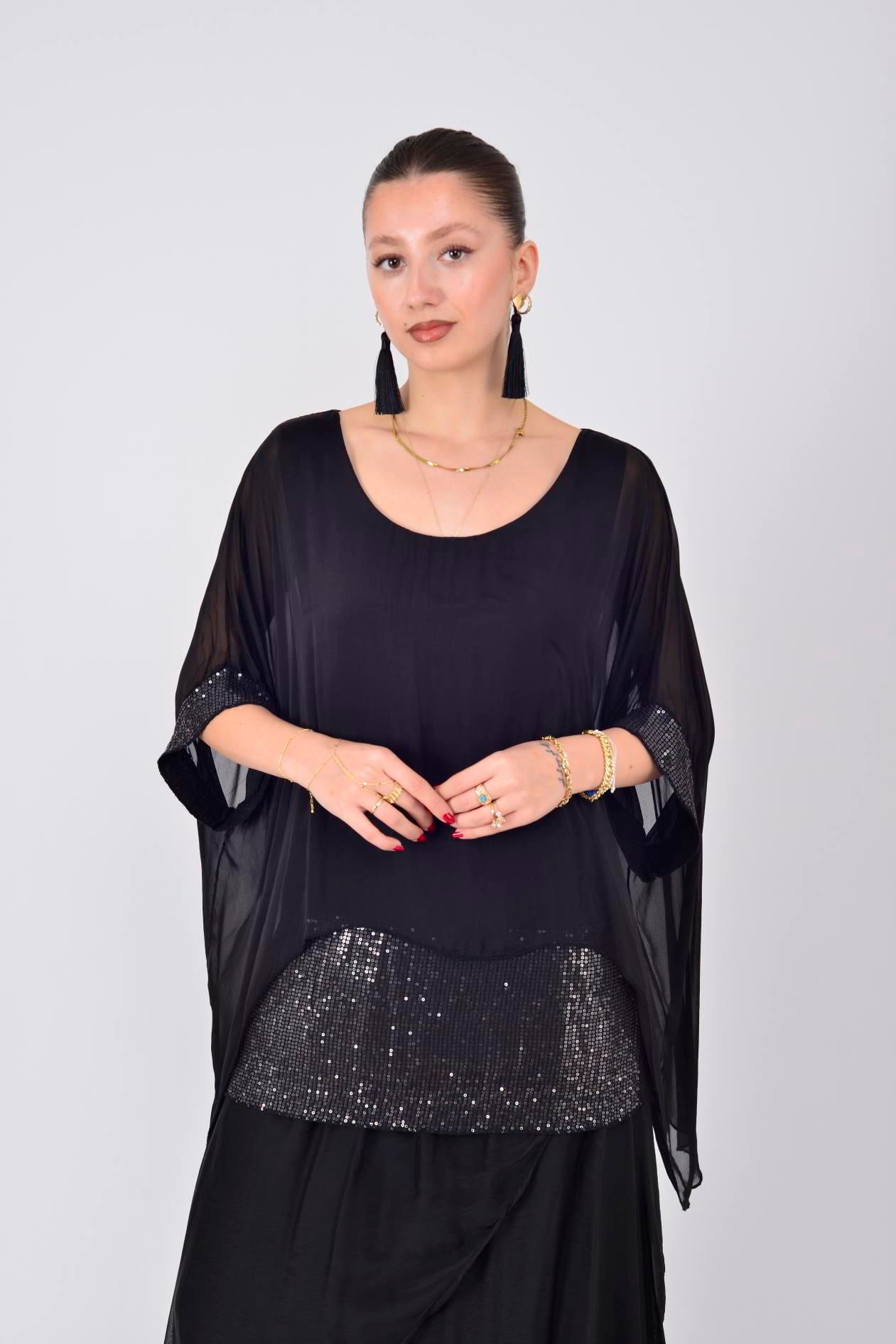 5835 PAYET DETAYLI İPEK BLUZ