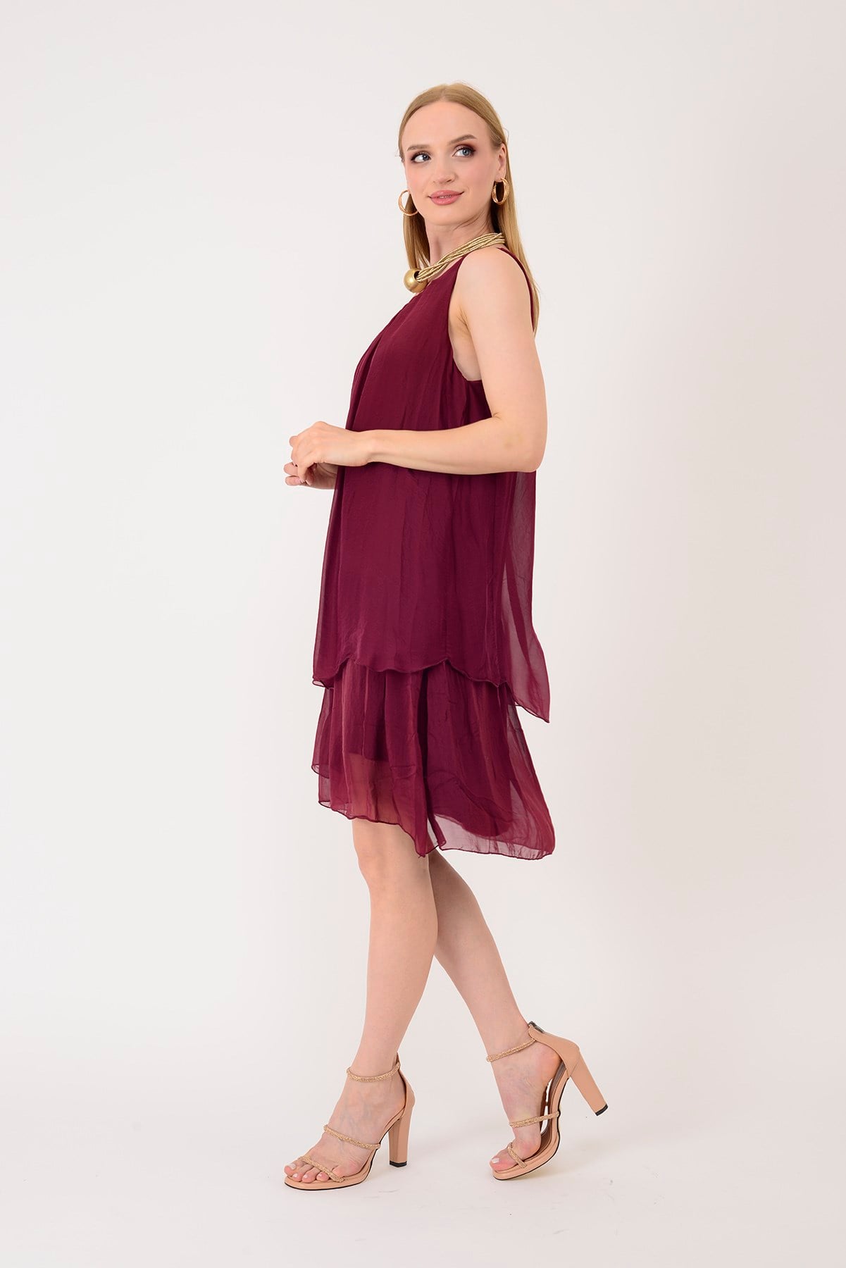 64964 KOLSUZ KATLI ETEKLİ KISA İPEK ELBİSE