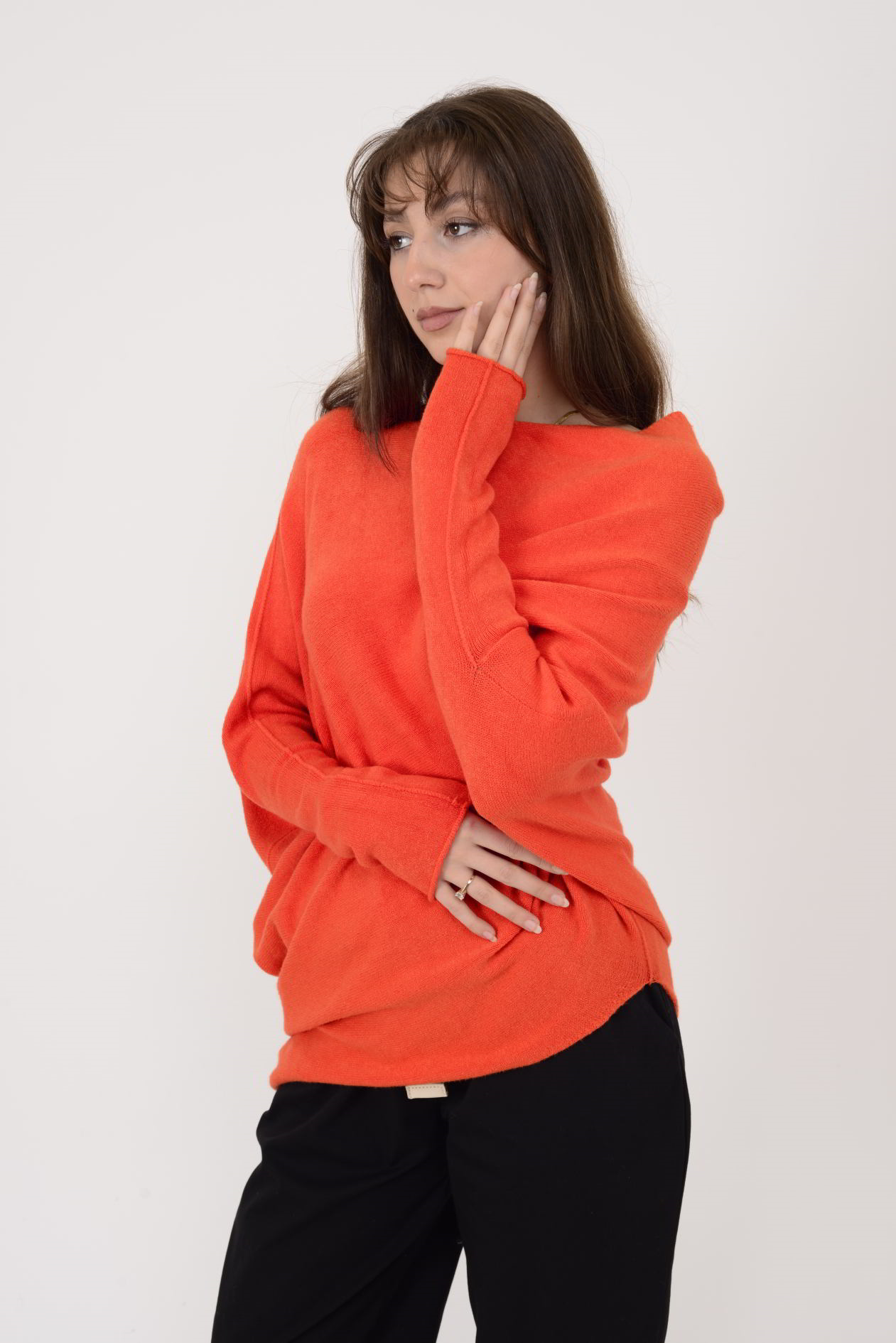 7109 TEK OMUZ ASİMETRİK KESİM TRİKO BLUZ