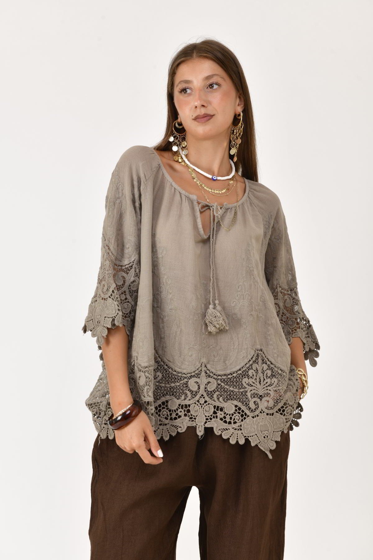 71448 PÜSKÜL DETAYLI GÜPÜR BLUZ
