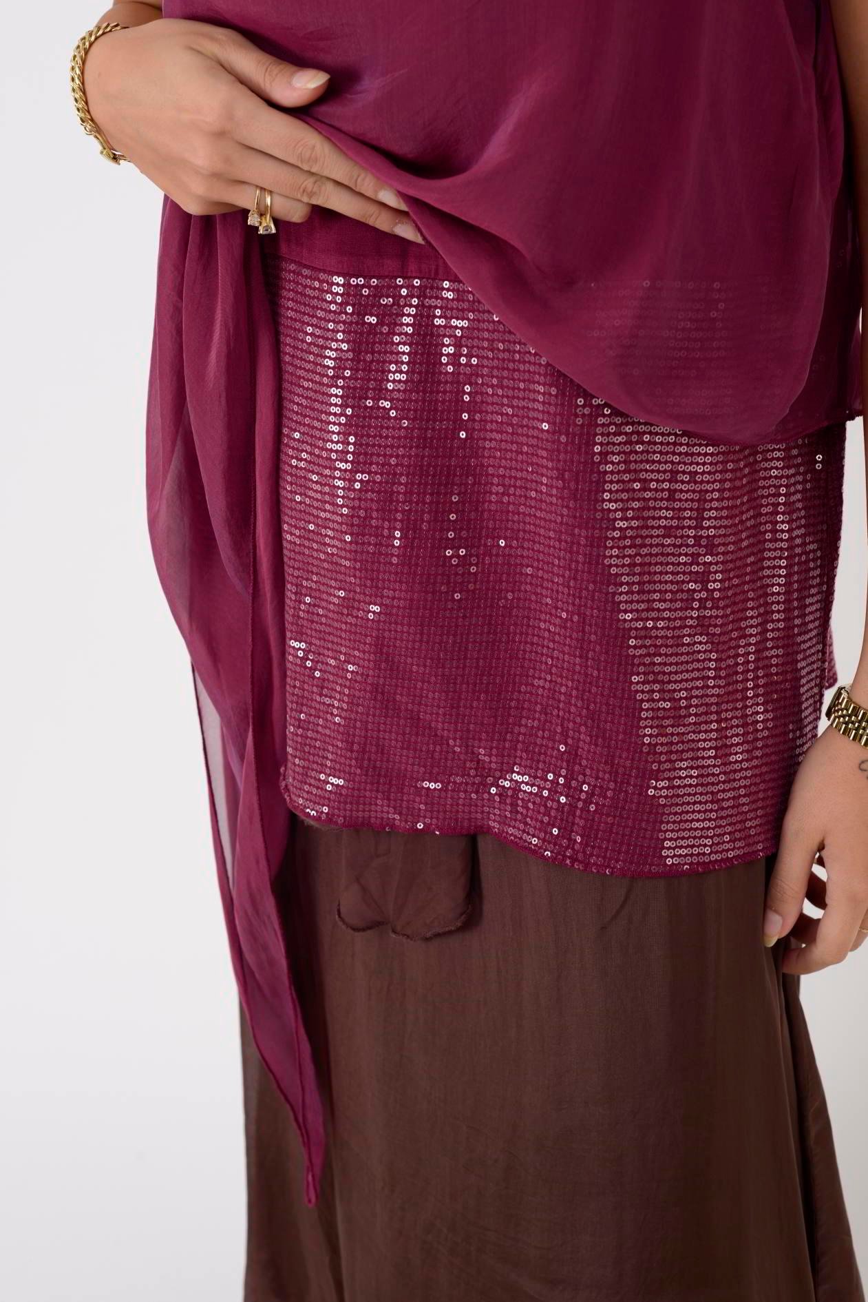 7161 ASİMETRİK KESİM PAYET DETAYLI İPEK BLUZ